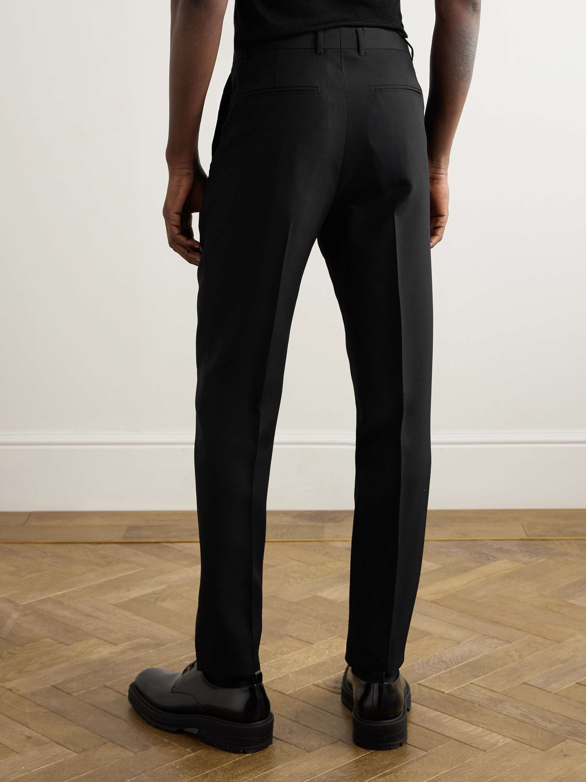 GIVENCHY 