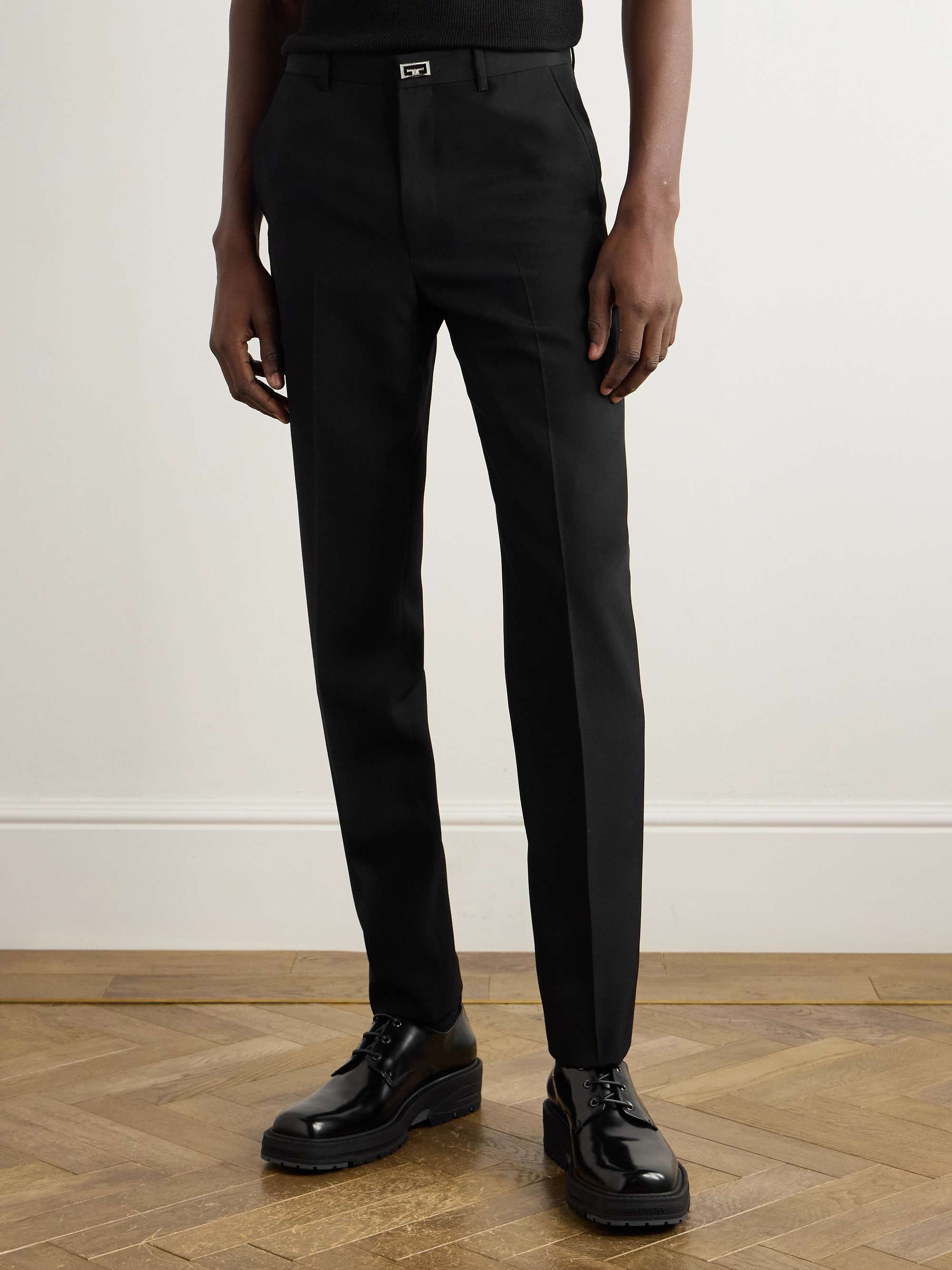 GIVENCHY 