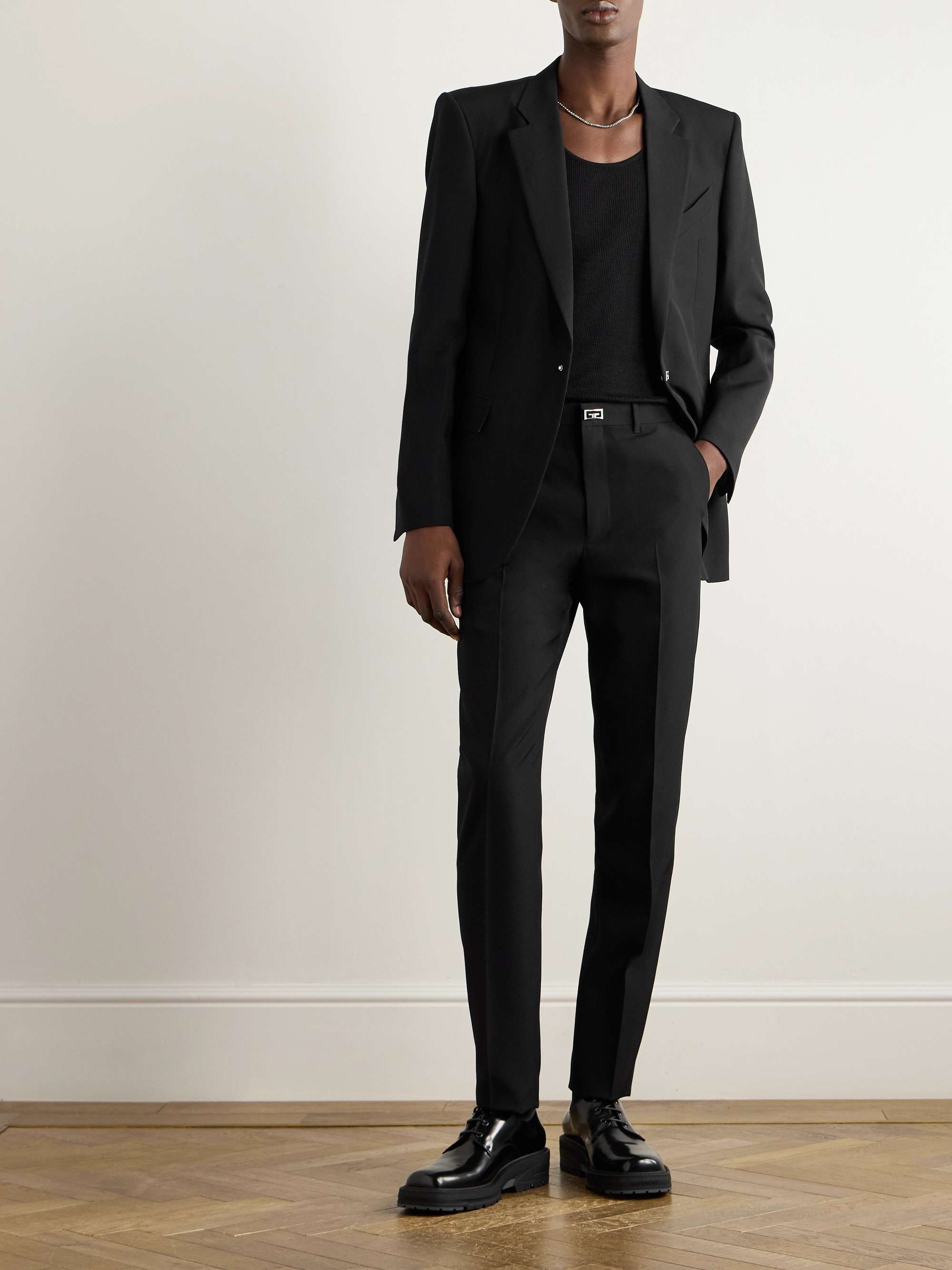 GIVENCHY 