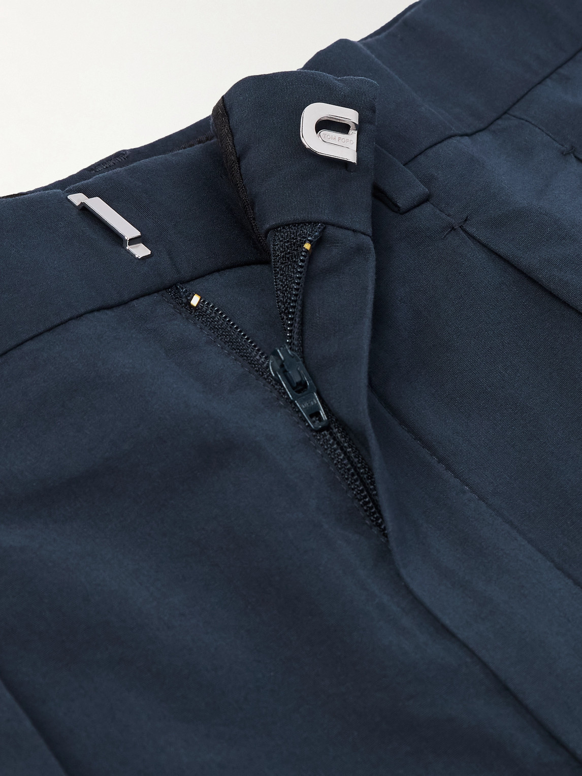 Tom Ford Straight-leg Pleated Cotton And Silk-blend Poplin Shorts In Blue