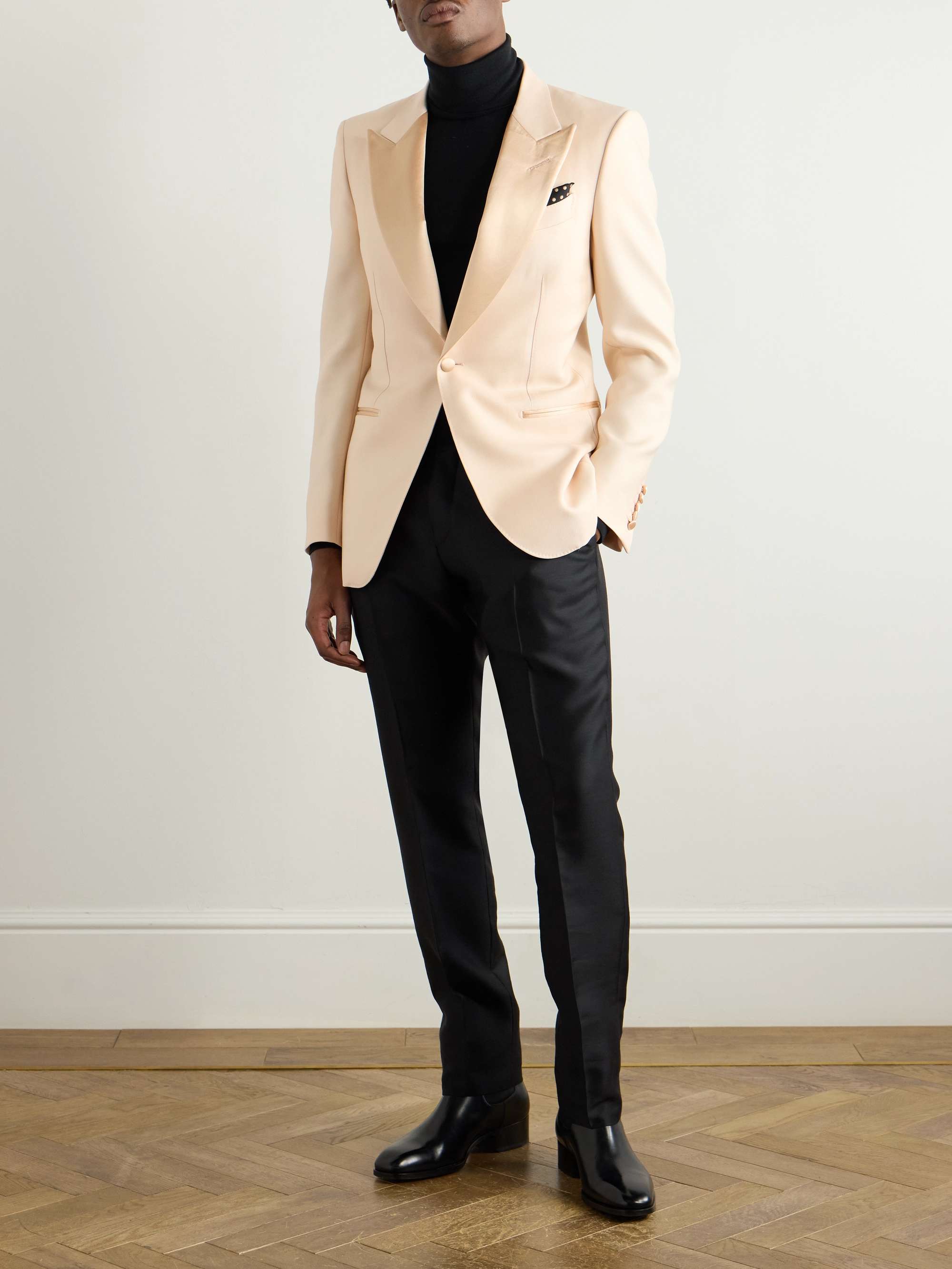 TOM FORD 