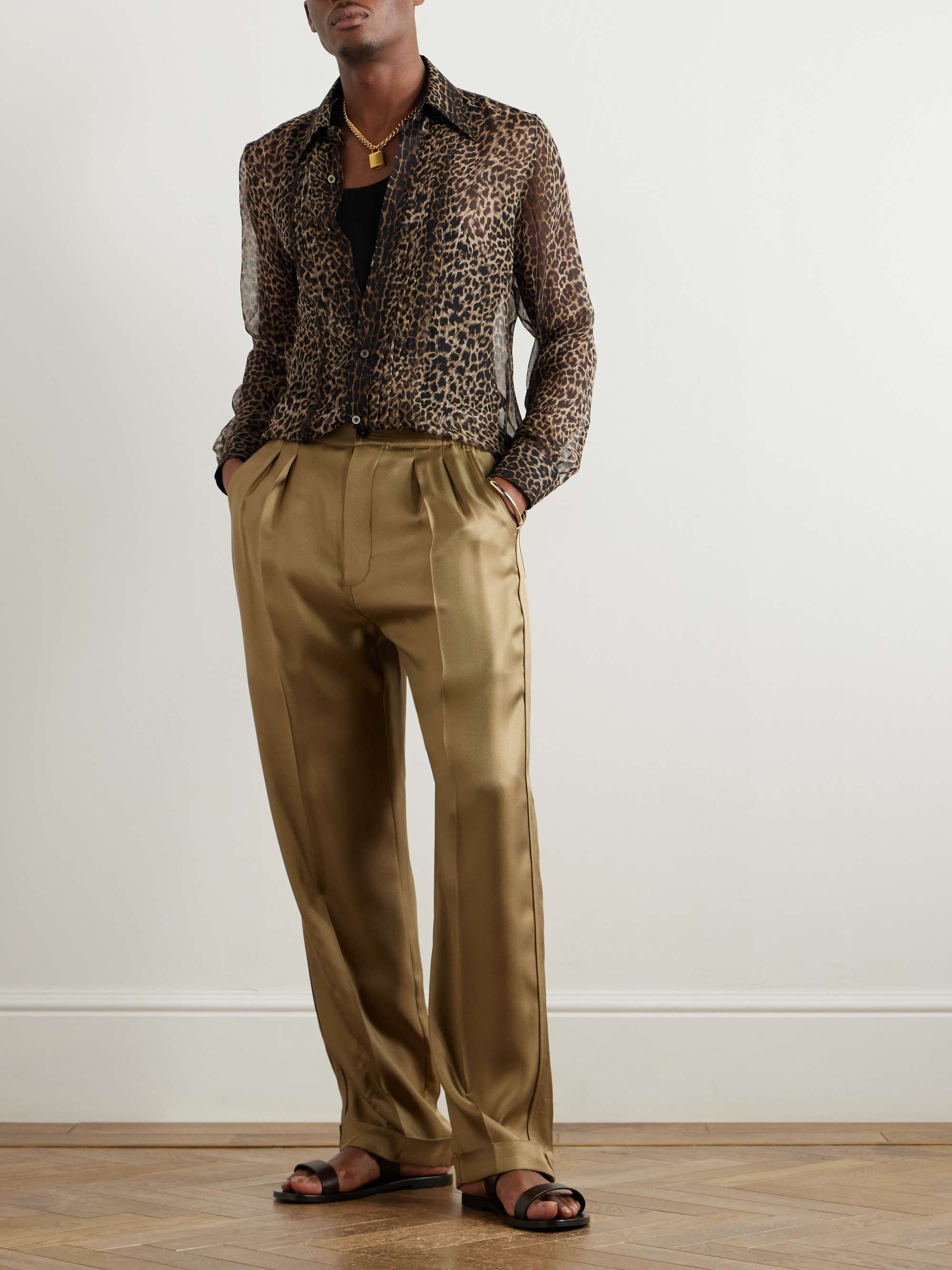 TOM FORD 
