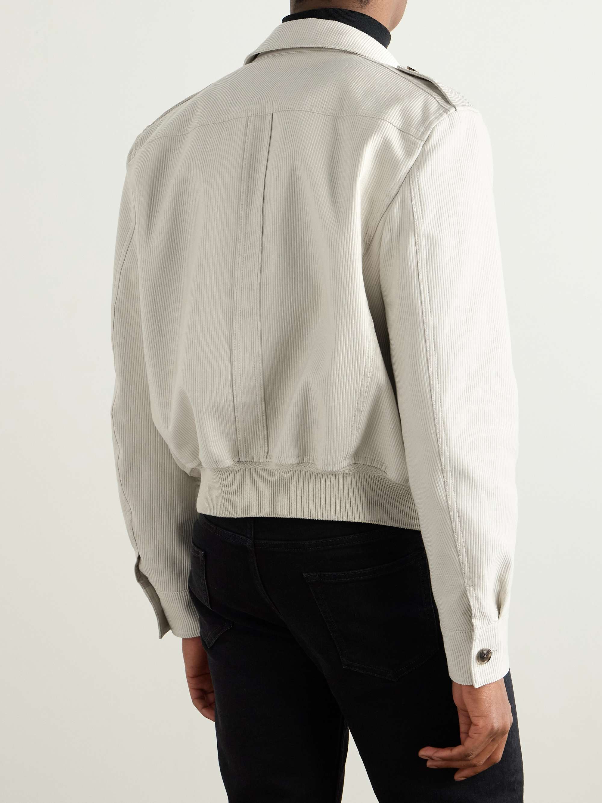 TOM FORD 