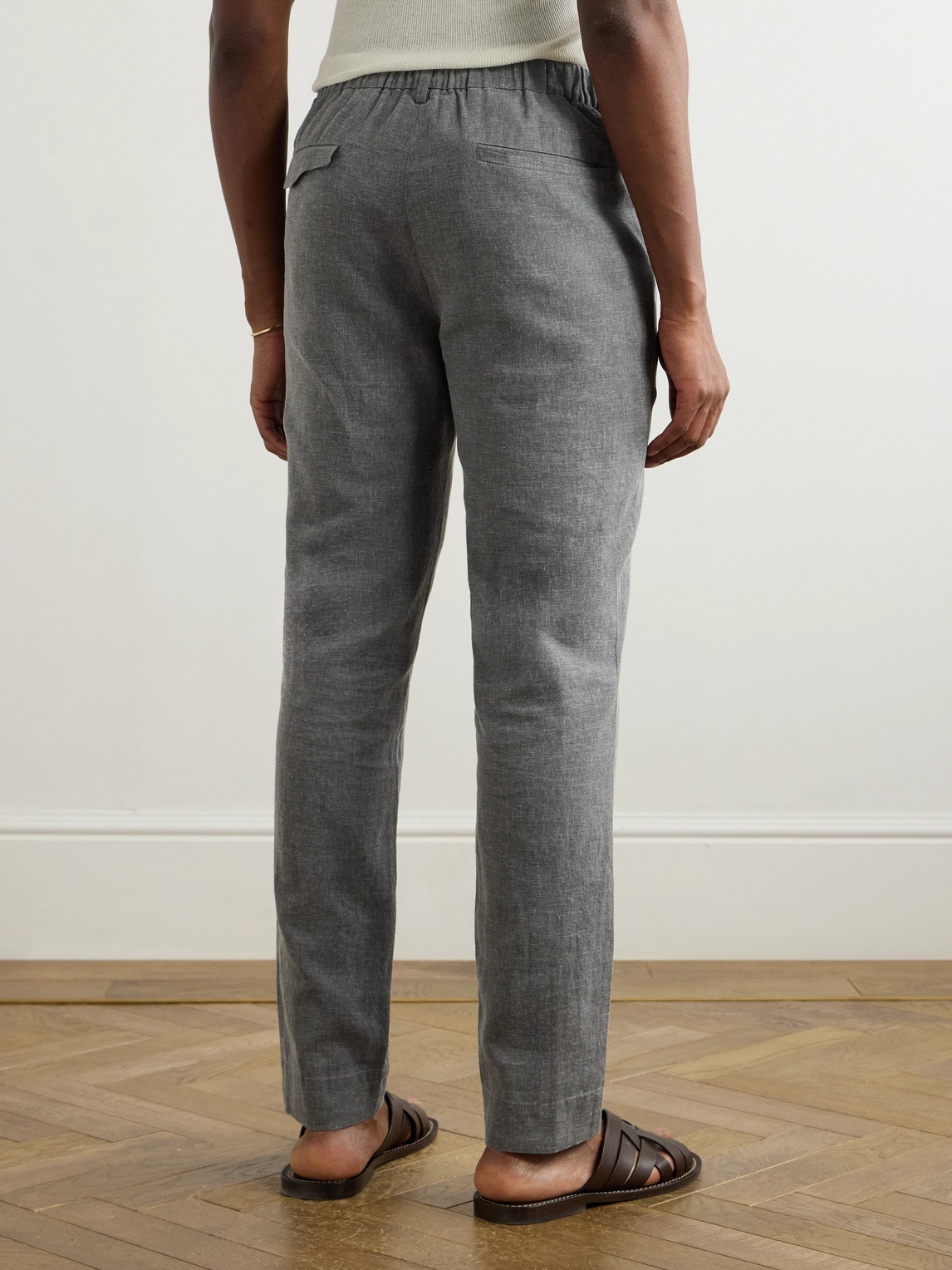 Shop Barena Venezia Pinco Tapered Linen-blend Trousers In Gray