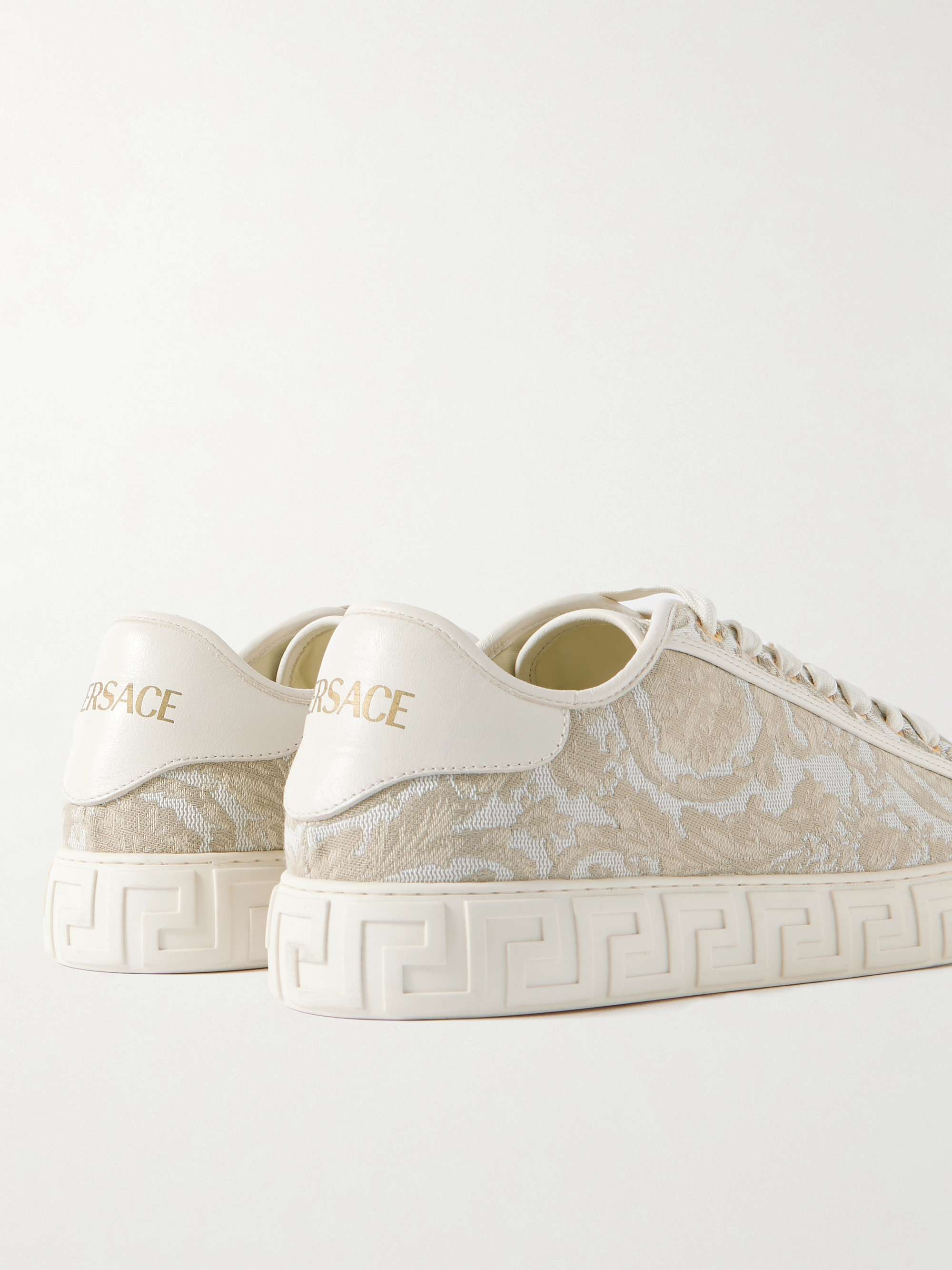 VERSACE 