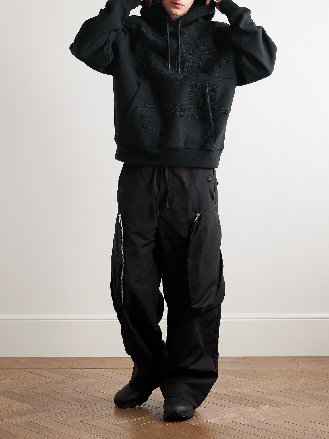 Burberry Cotton Cashmere Embroidered Logo Hoodie In Black