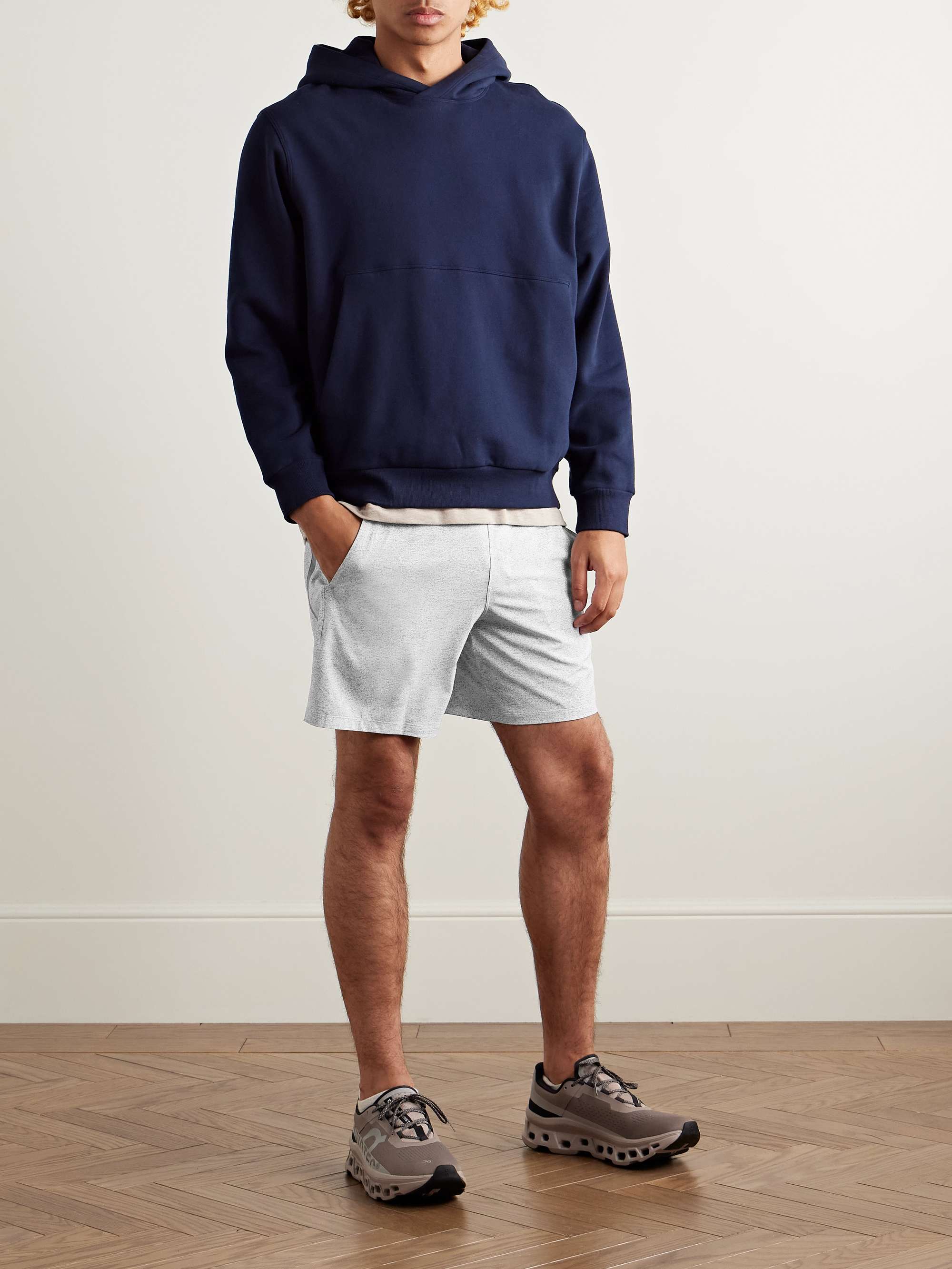 LULULEMON 