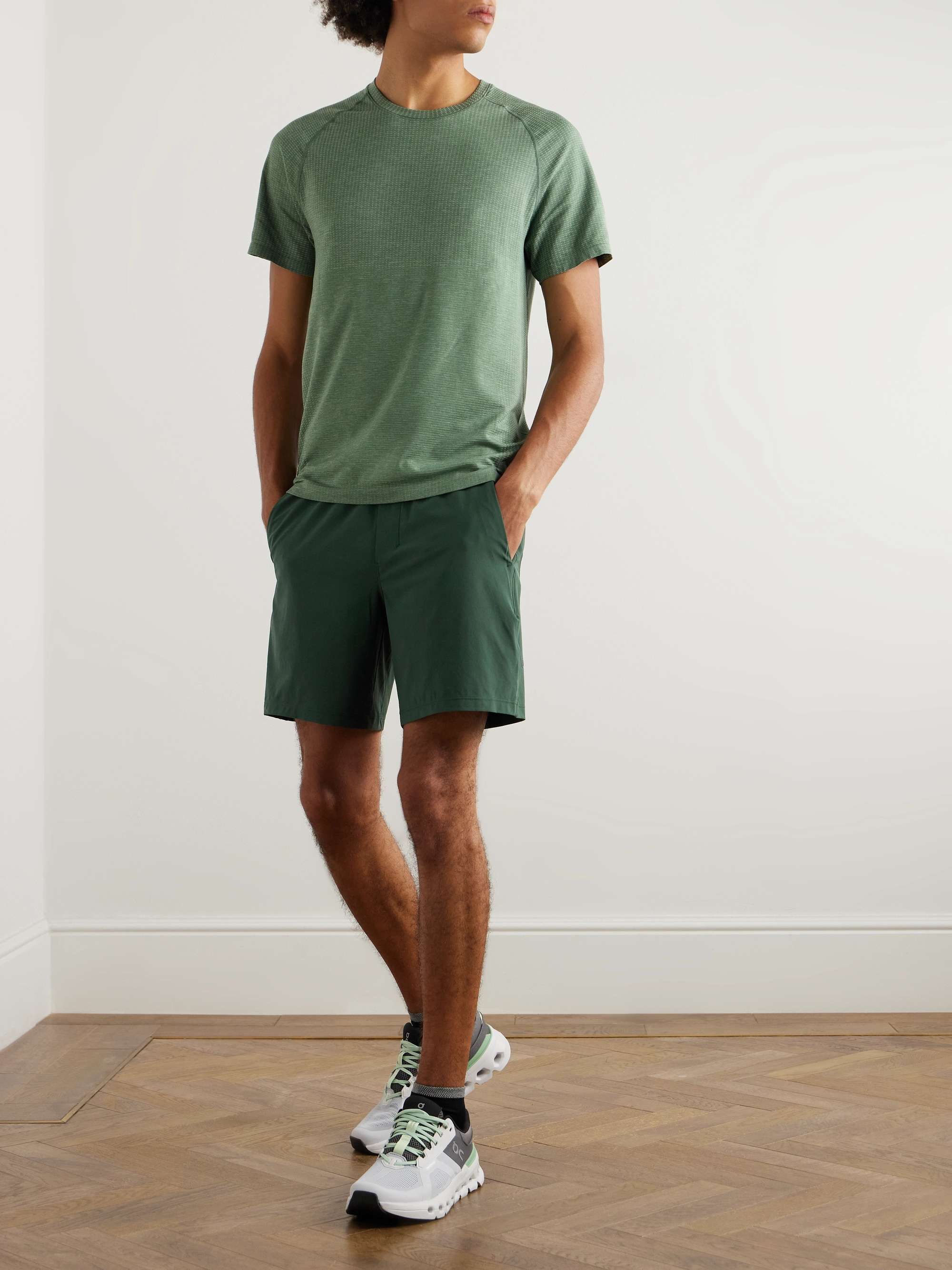LULULEMON 