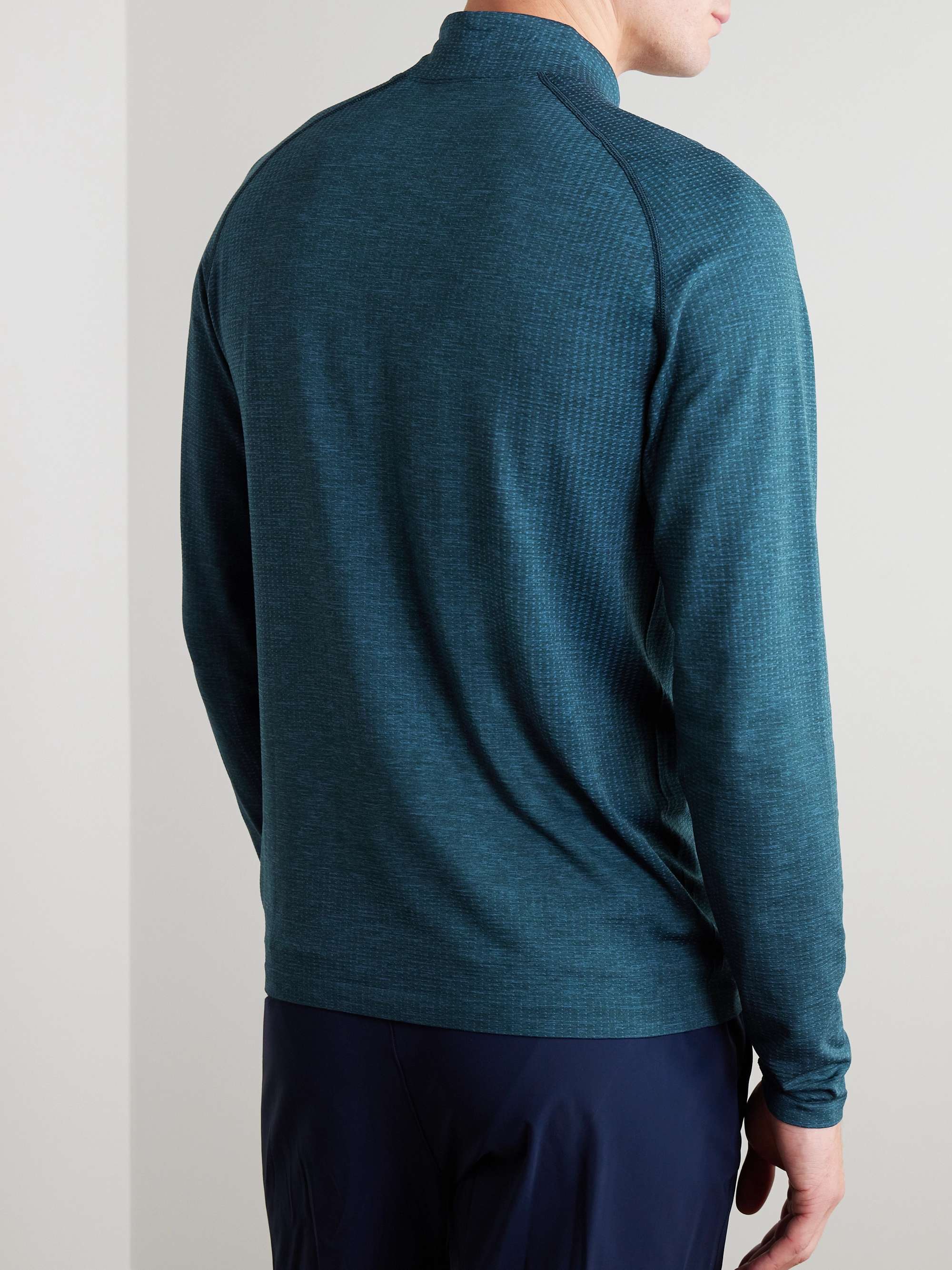 LULULEMON 