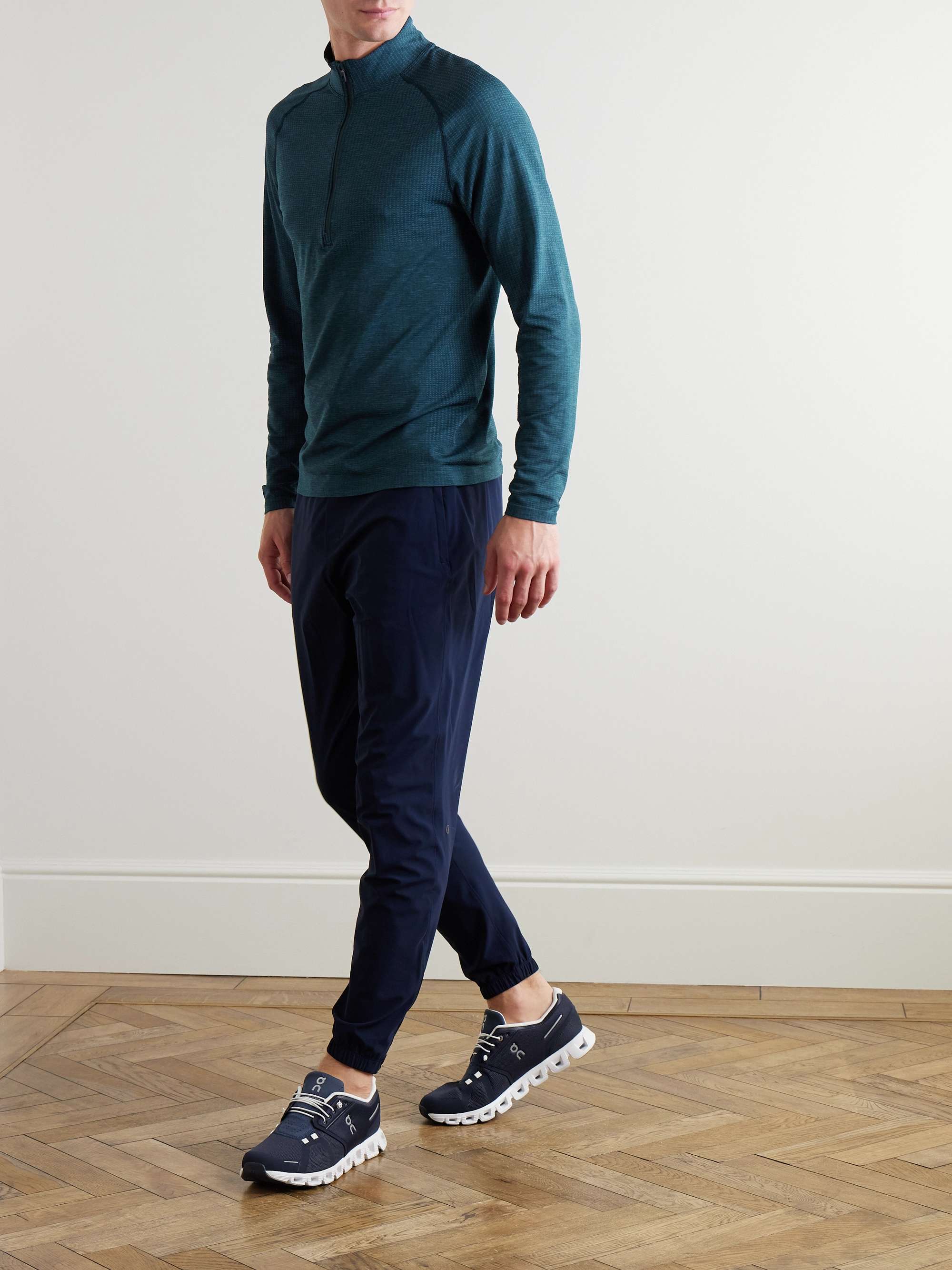LULULEMON 