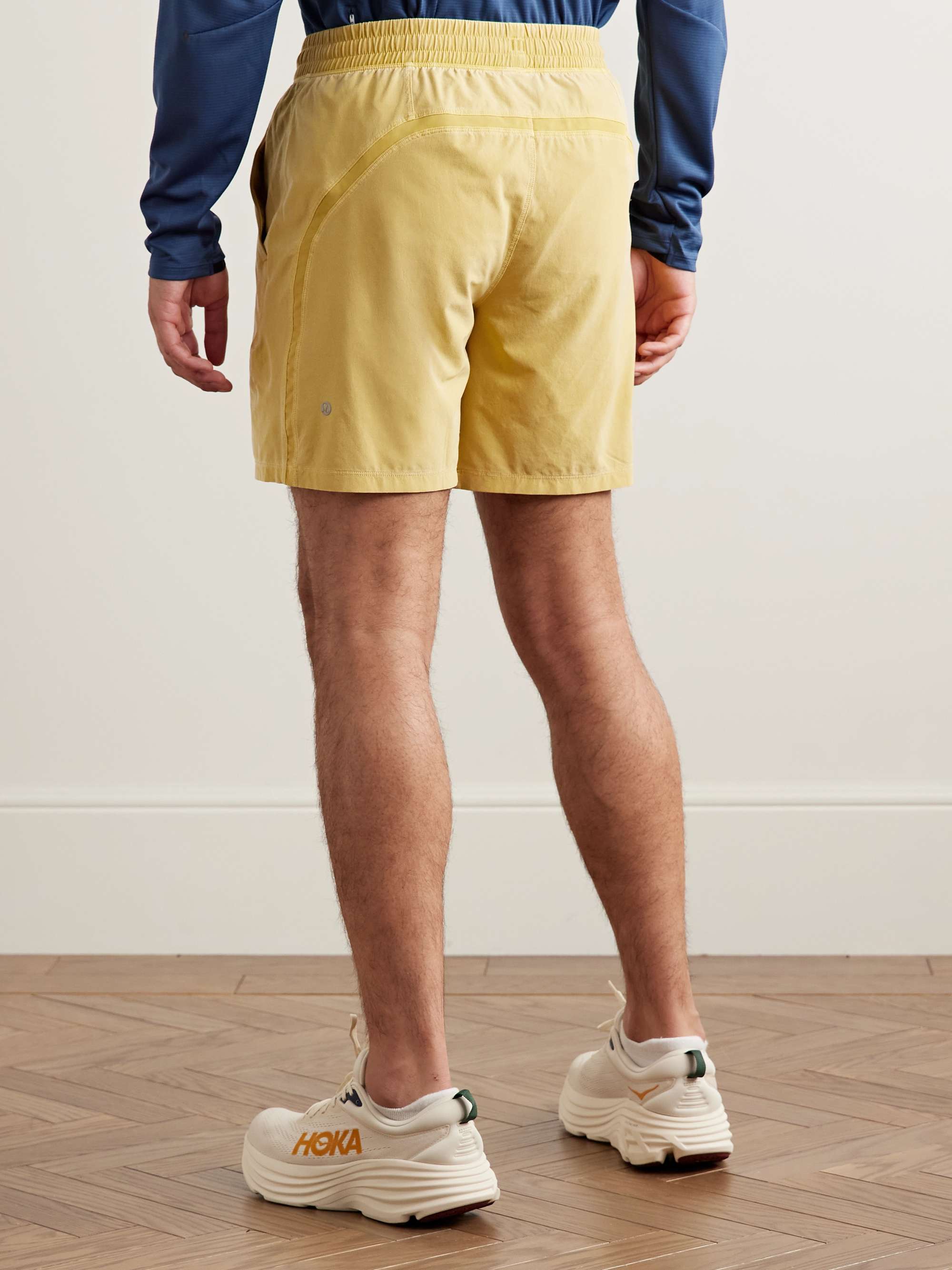 LULULEMON 