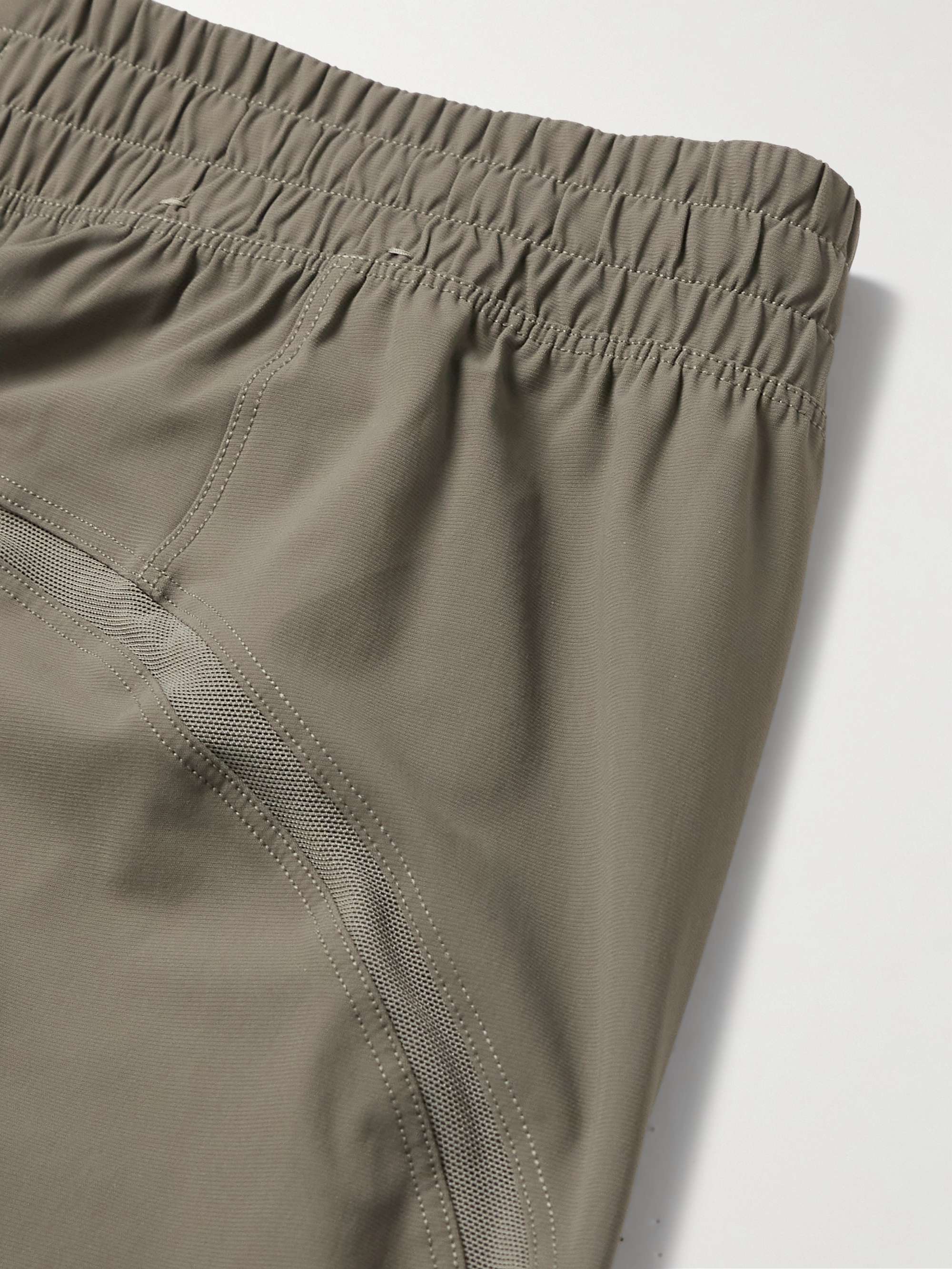 LULULEMON 