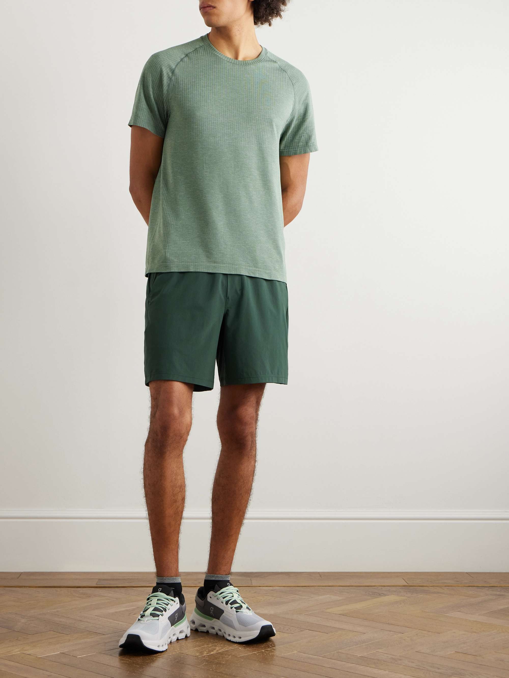 LULULEMON 