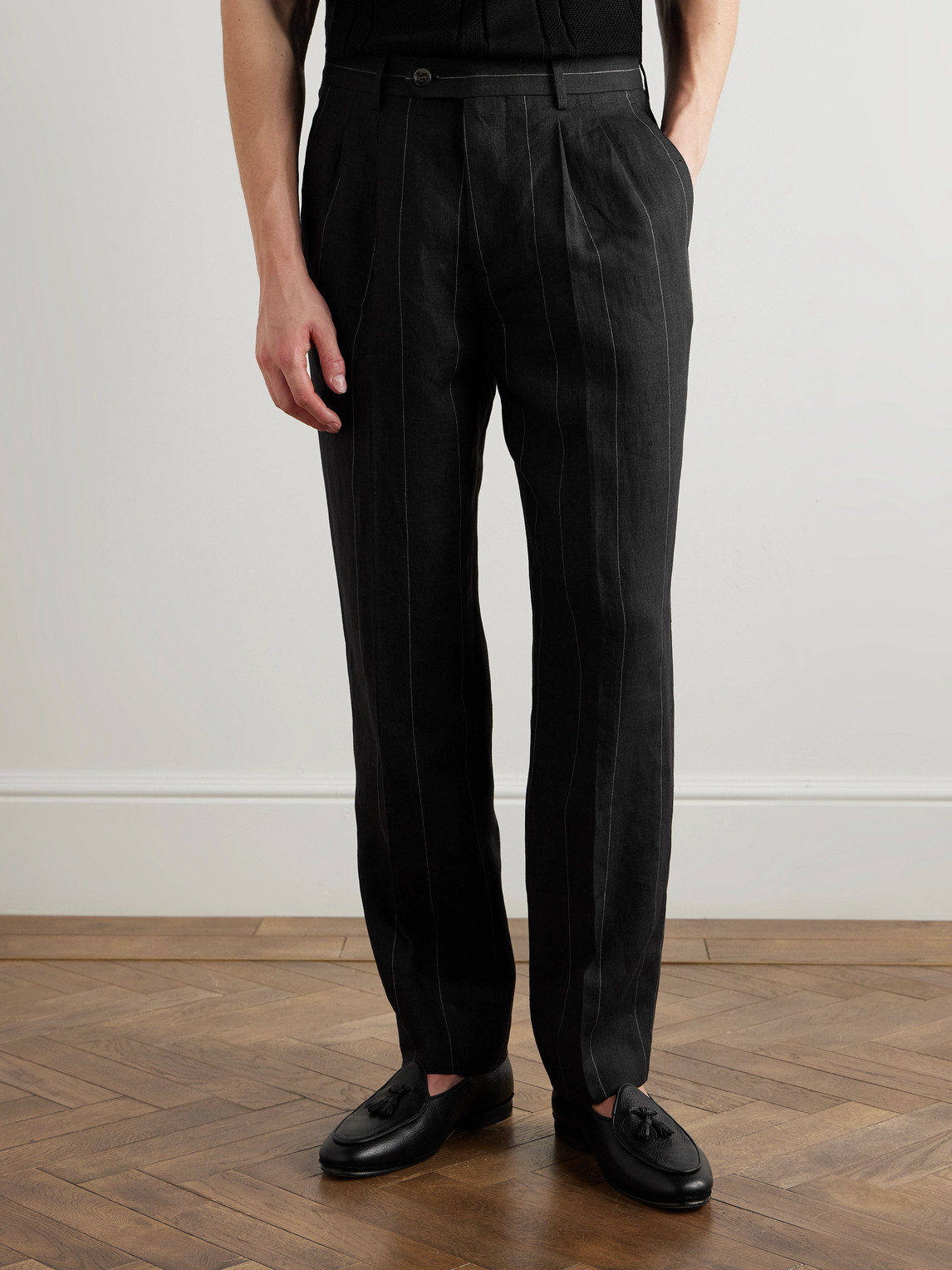 Brunello Cucinelli Slim-fit Pleated Pinstriped Linen Suit Trousers In Black