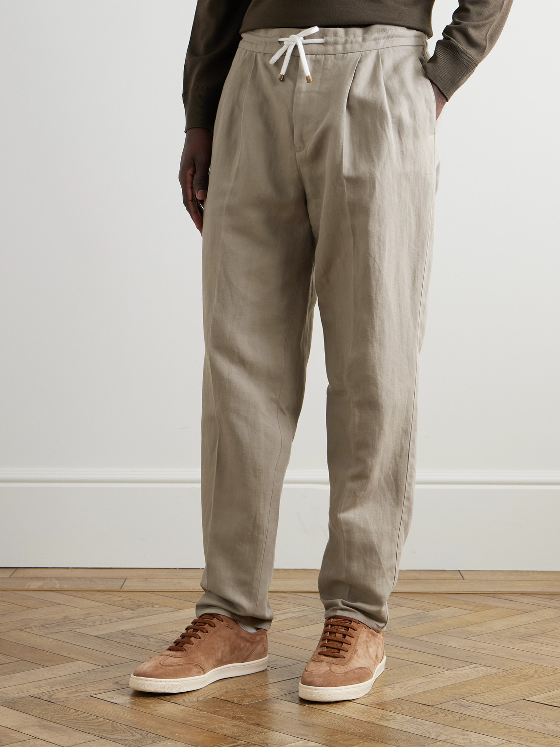 Brunello Cucinelli Straight-leg Pleated Linen And Cotton-blend Trousers In Neutrals