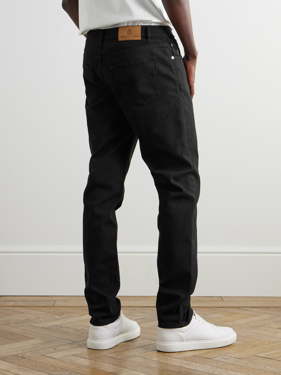 Brunello Cucinelli Slim-fit Straight-leg Logo-embroidered Jeans In Black