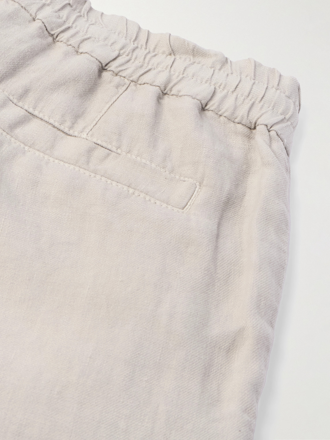 Brunello Cucinelli Straight-leg Pleated Linen Drawstring Bermuda Shorts In Neutrals