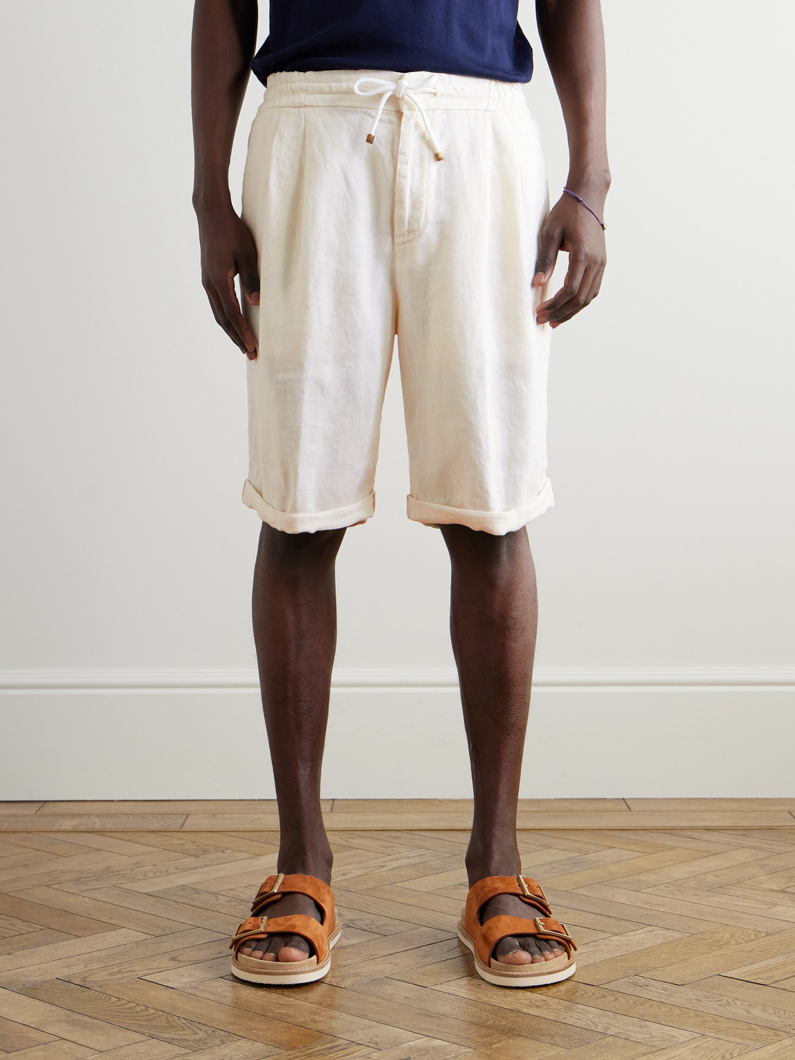 Brunello Cucinelli Straight-leg Linen Shorts In White