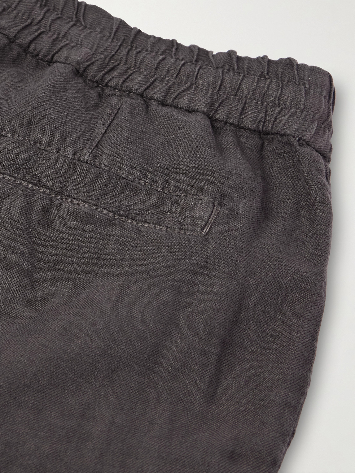 Brunello Cucinelli Straight-leg Pleated Linen-twill Drawstring Bermuda Shorts In Brown