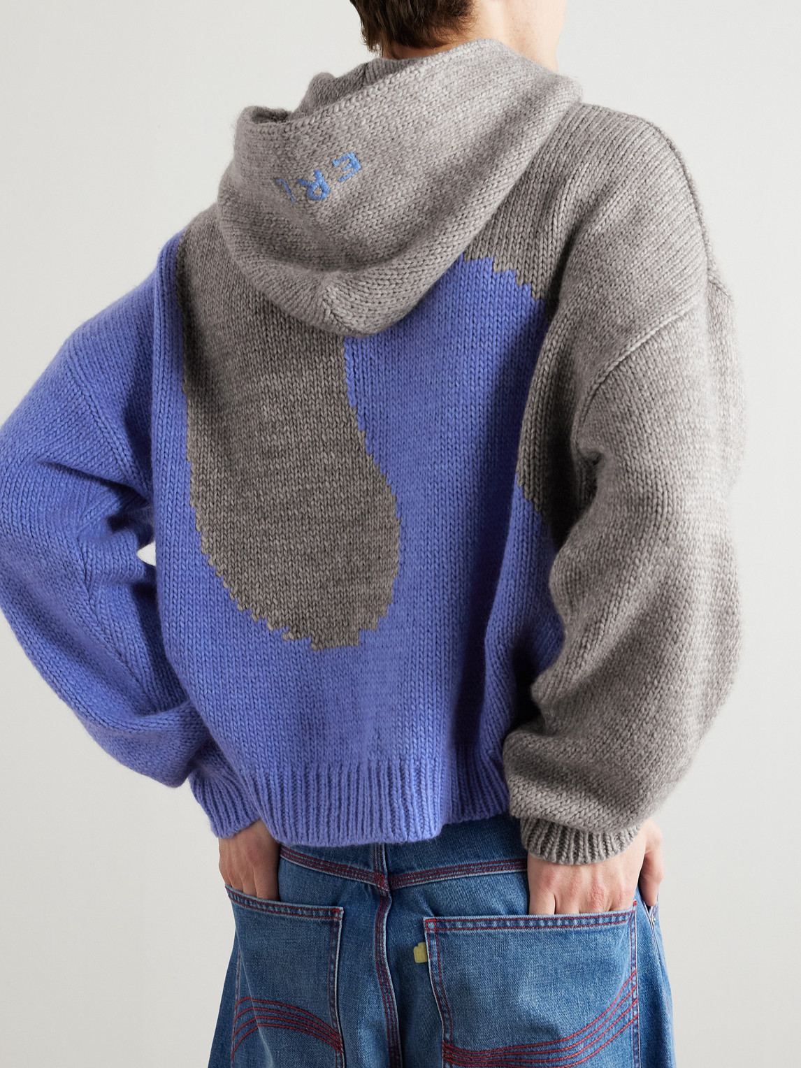 Shop Erl Swirl Cropped Logo-embroidered Two-tone Intarsia-knit Hoodie In Gray