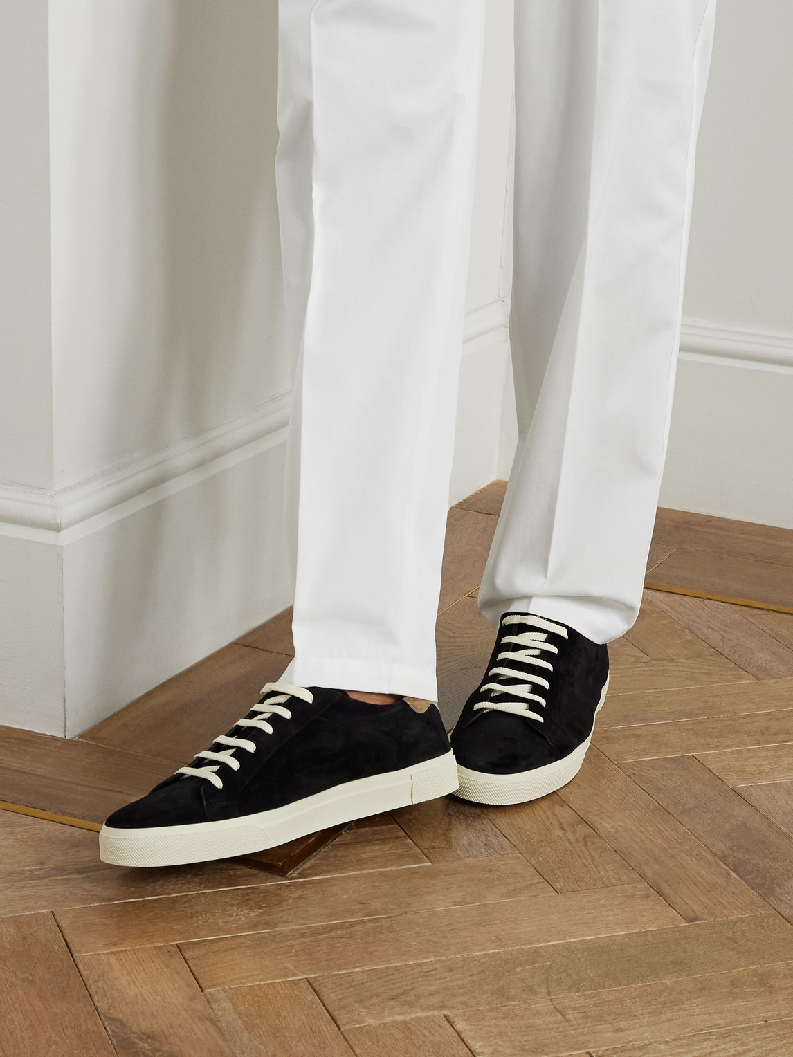 Brunello Cucinelli Vulky Suede Sneakers In Black