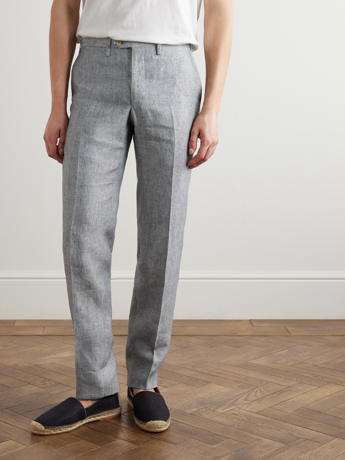 Shop Kiton Straight-leg Linen Trousers In Gray