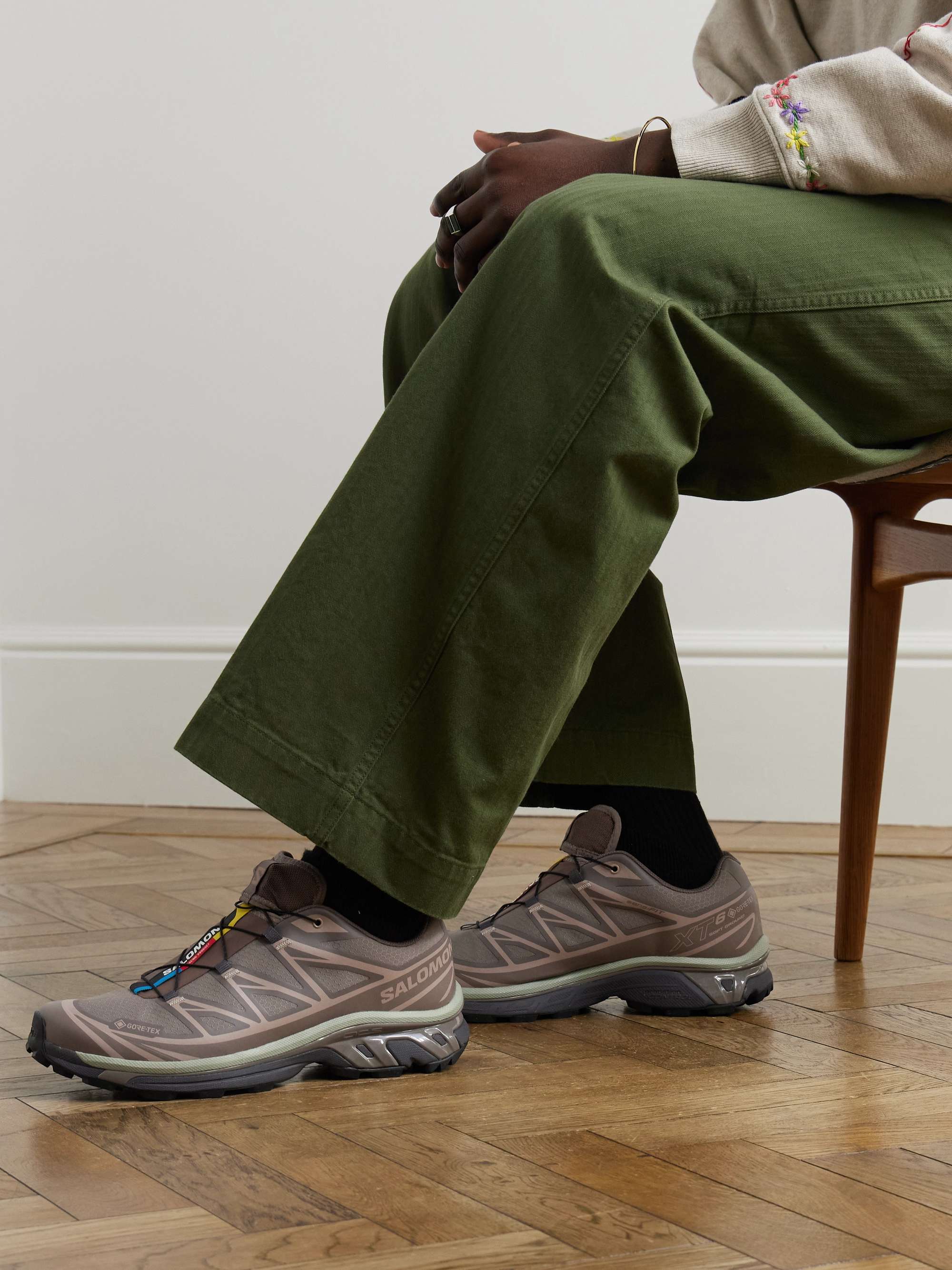 SALOMON 