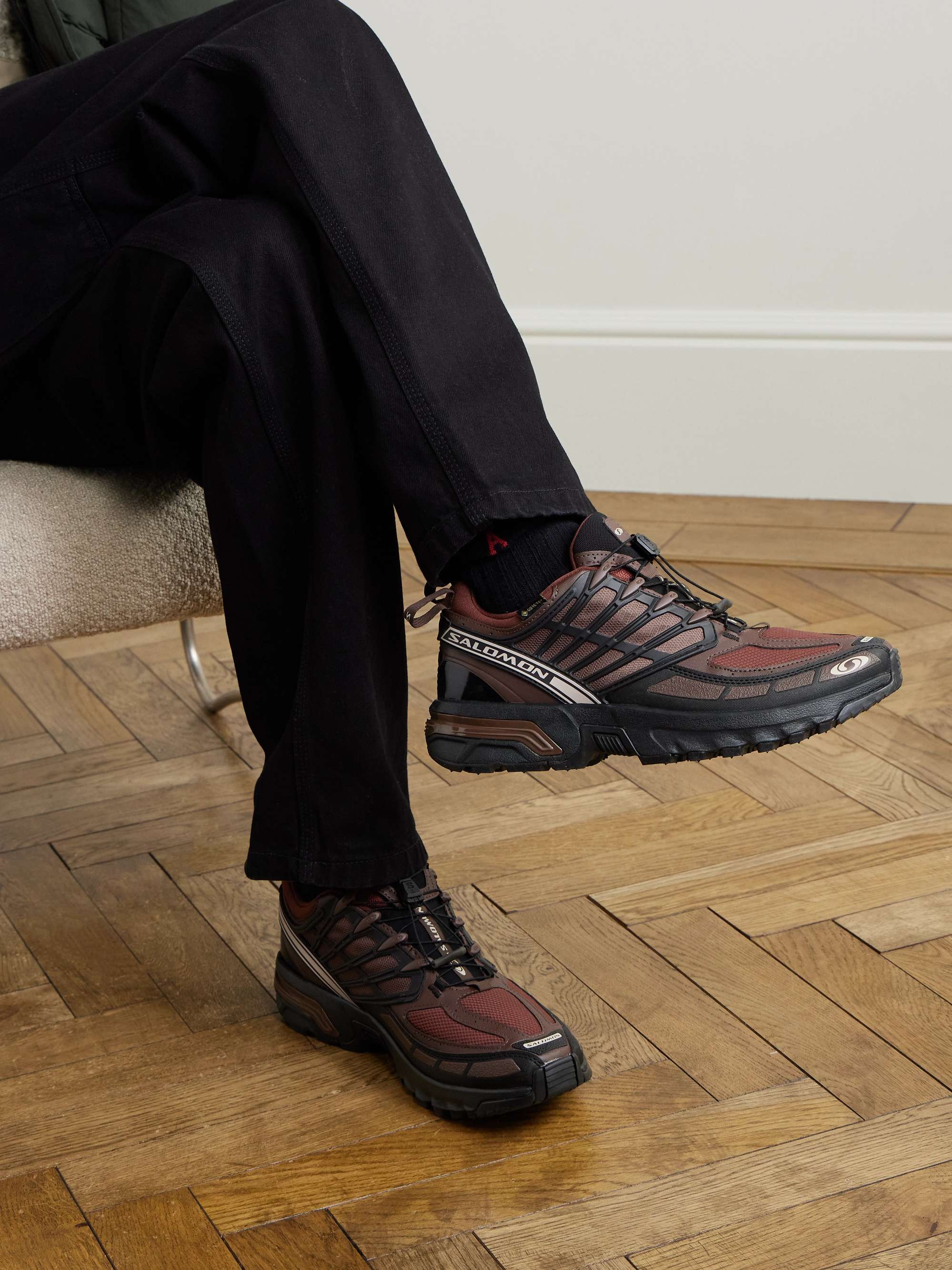 SALOMON 