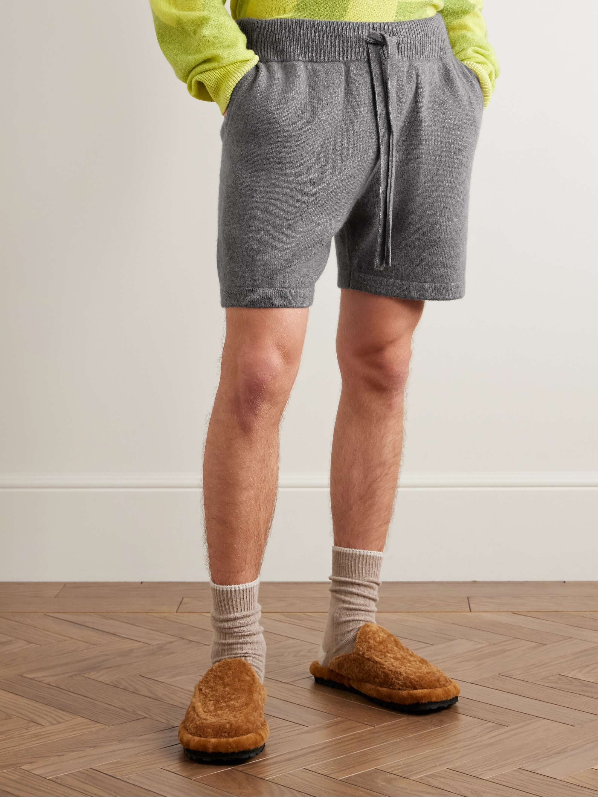 THE ELDER STATESMAN Straight-Leg Cashmere Shorts