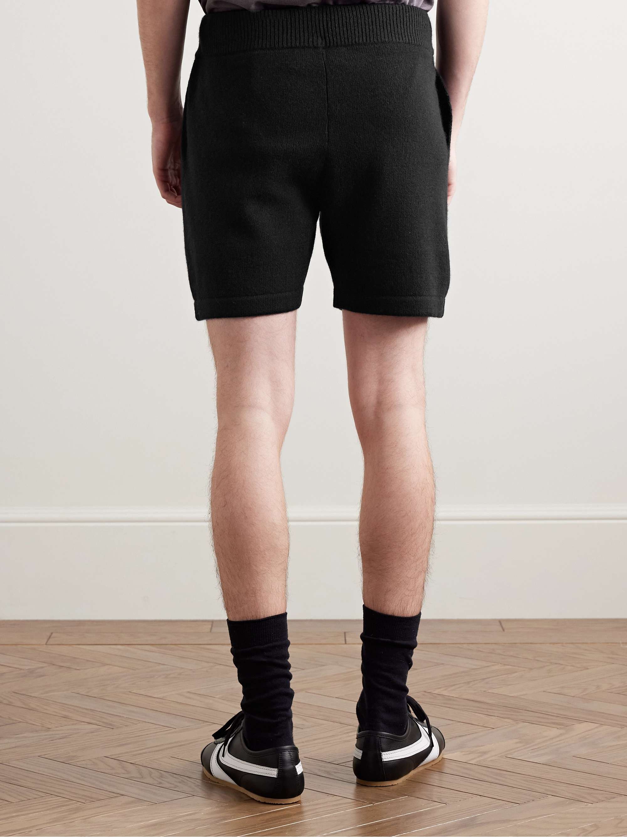 THE ELDER STATESMAN Straight-Leg Cashmere Shorts