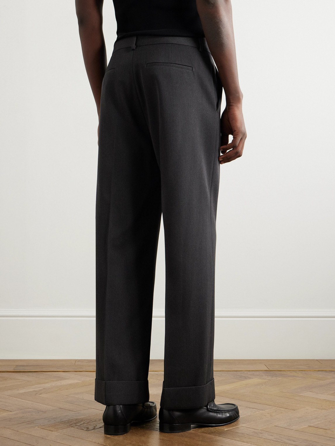 Valentino Garavani Charcoal Wool Pant In Black