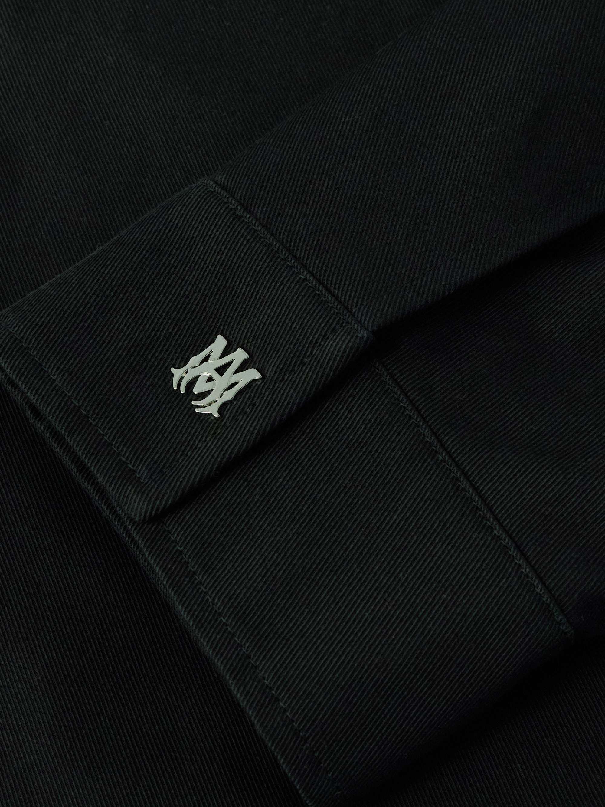 AMIRI 