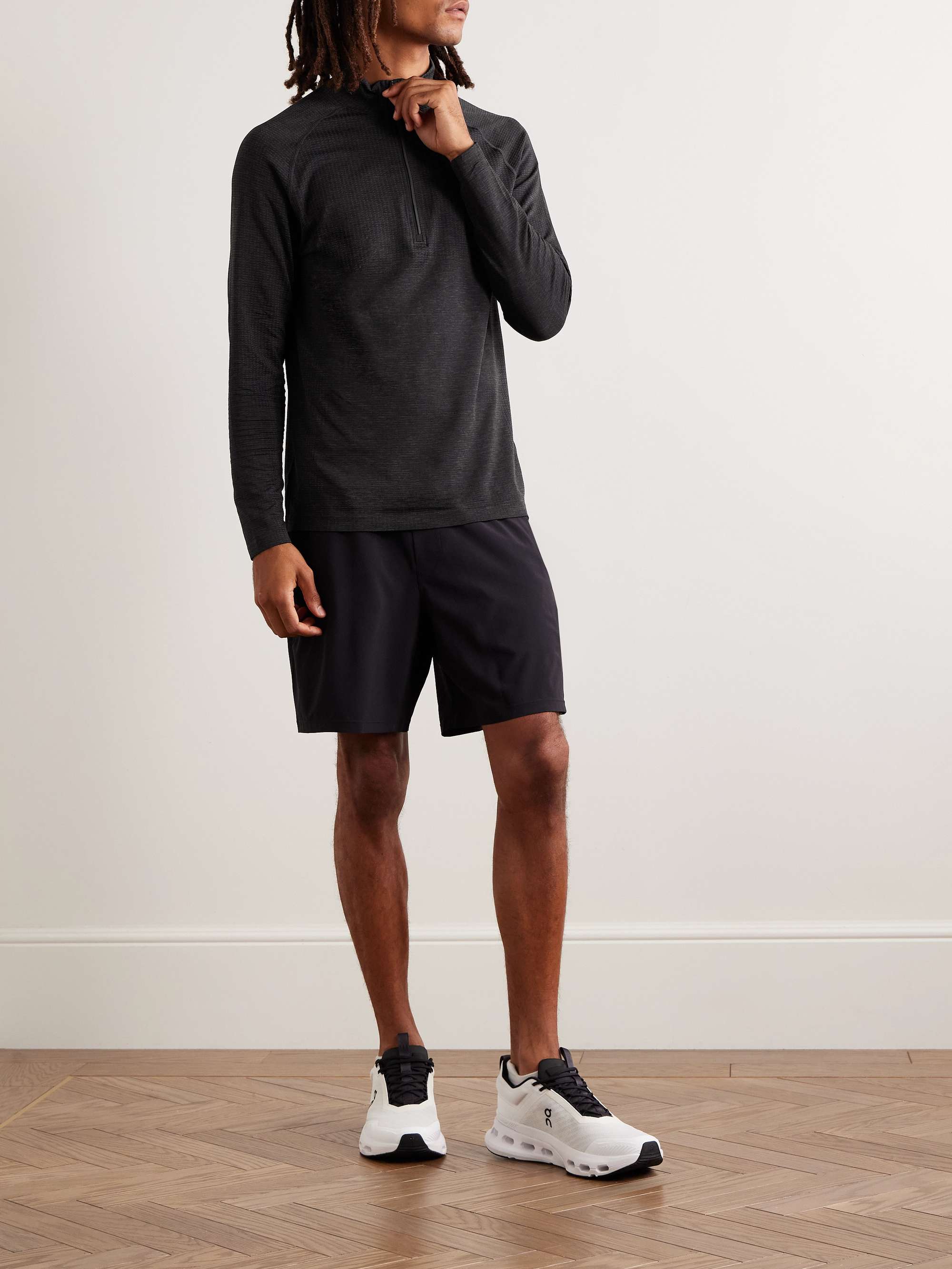 LULULEMON 