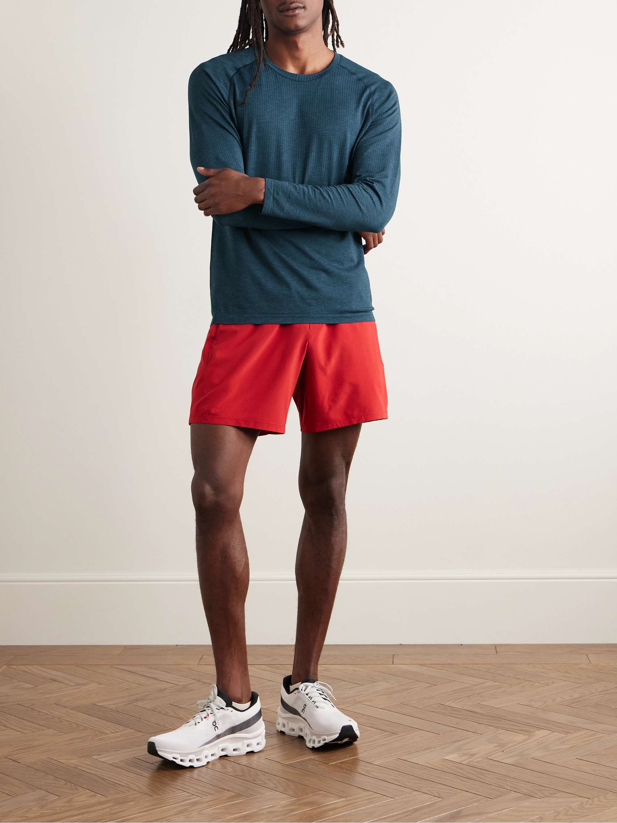 LULULEMON 