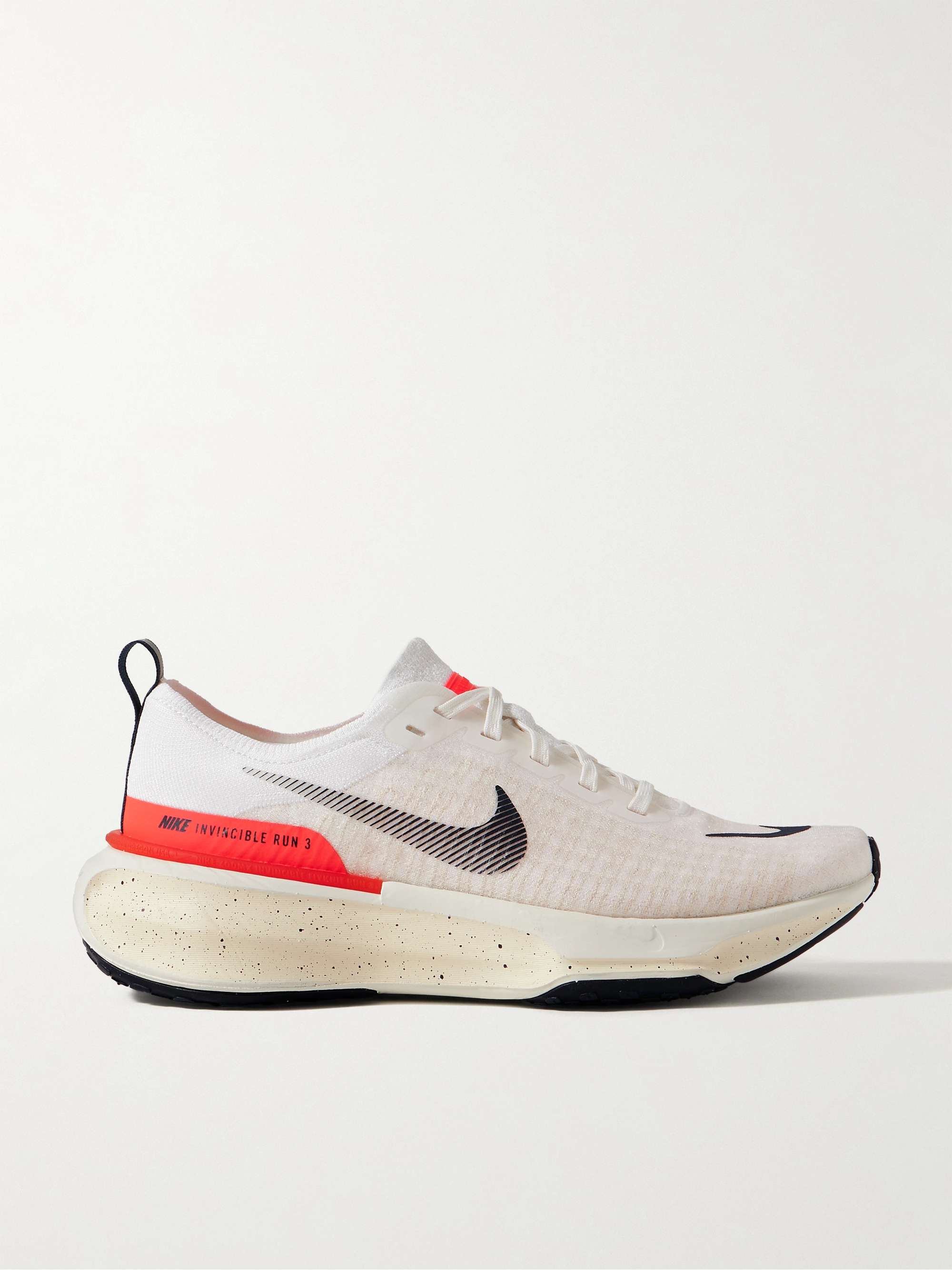 NIKE RUNNING ZoomX Invincible 3 Flyknit Running Sneakers for