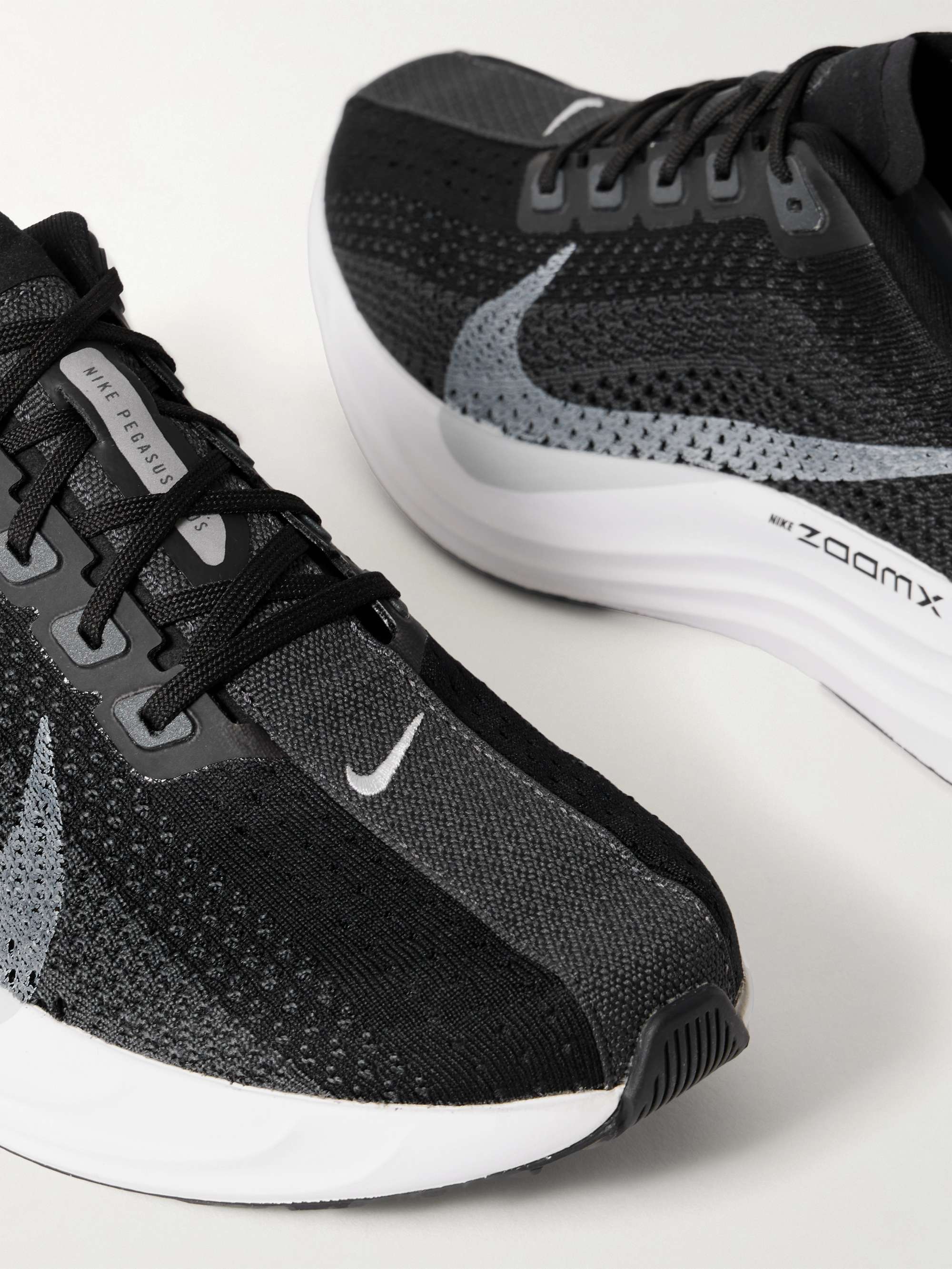 NIKE RUNNING 
