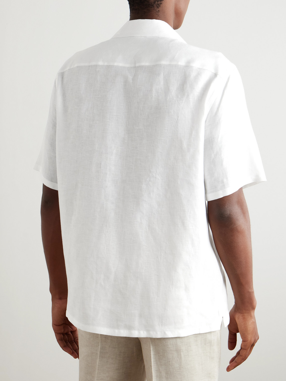 Convertible-Collar Oasi Linen Shirt
