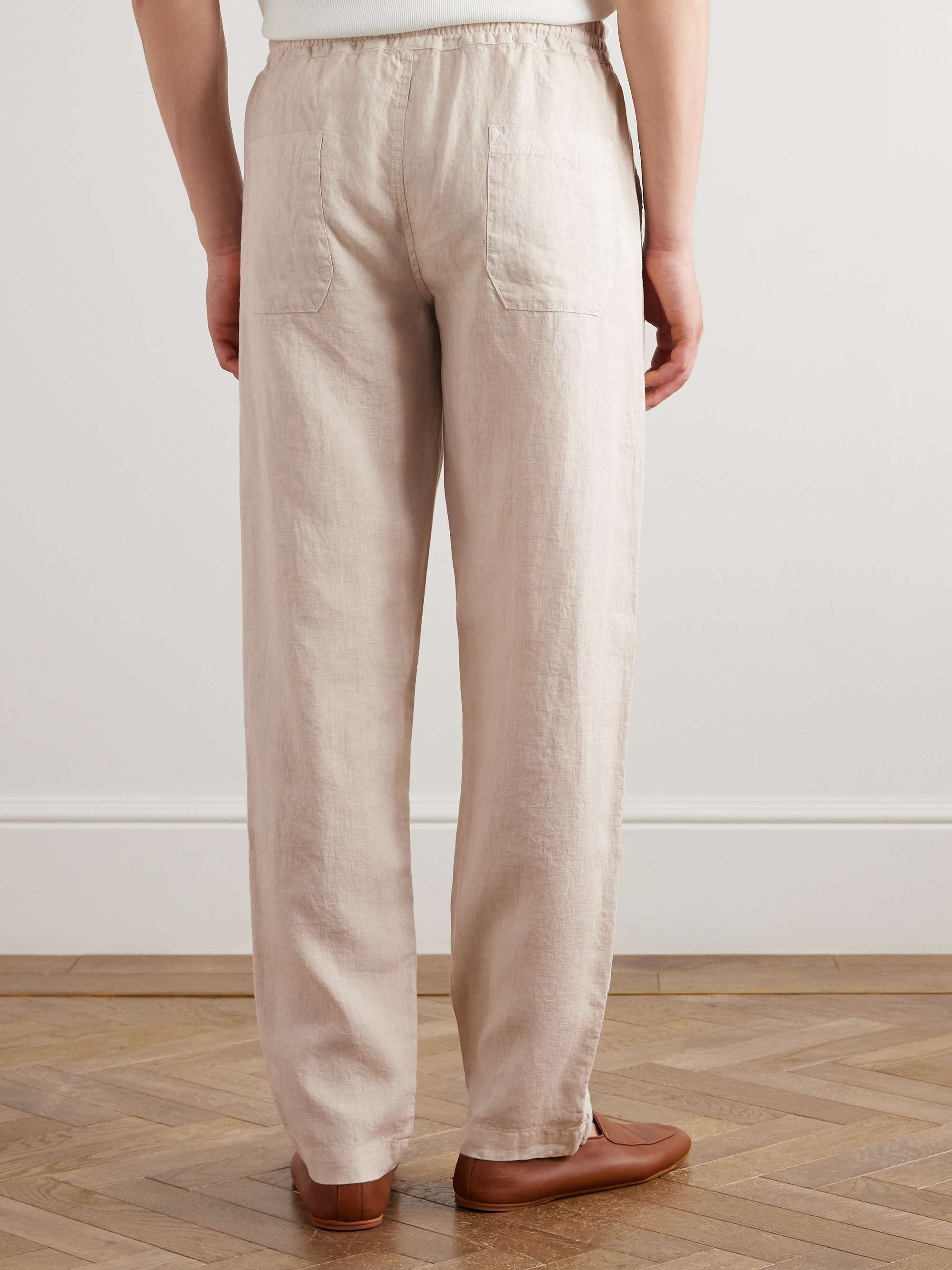THOM SWEENEY 