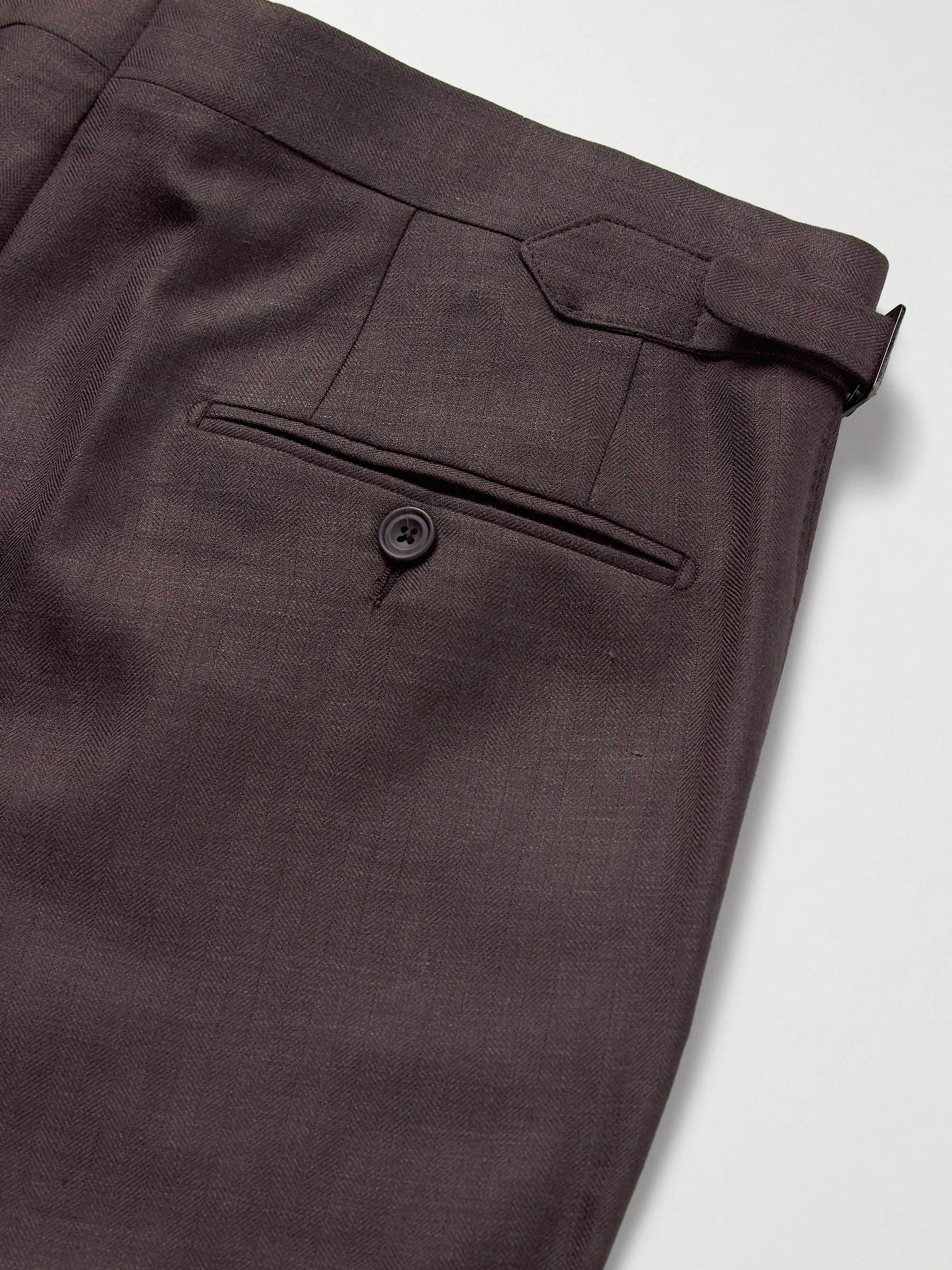 THOM SWEENEY 