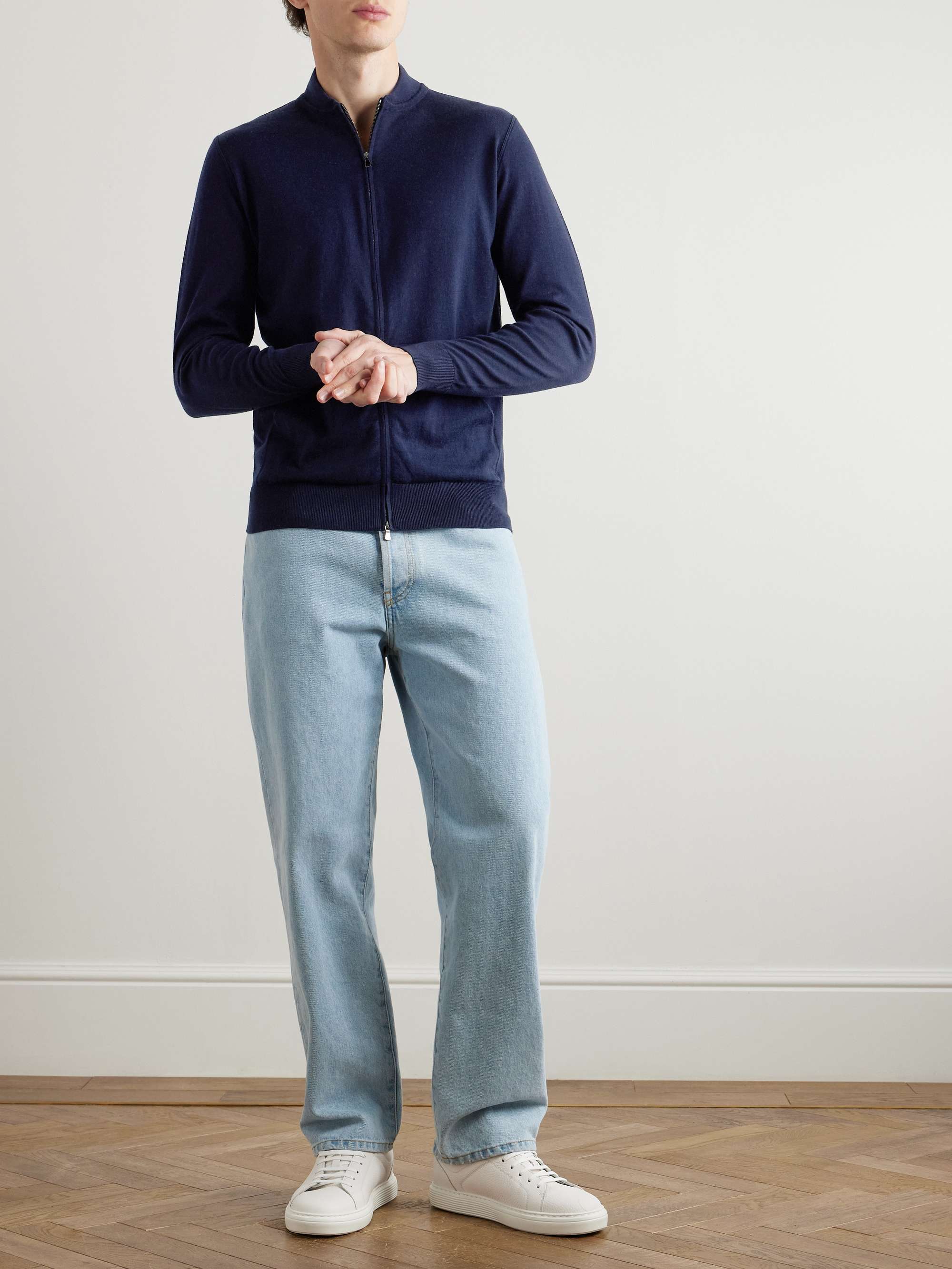 THOM SWEENEY 