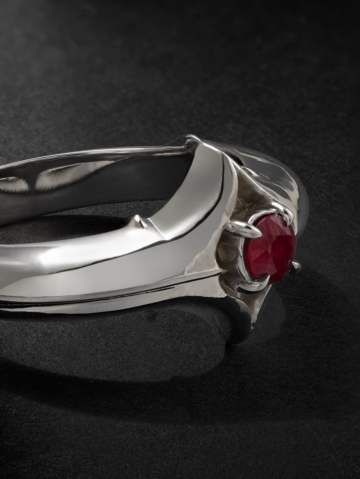 Alex Moss New York Saber 14-karat White Gold Ruby Ring In Red