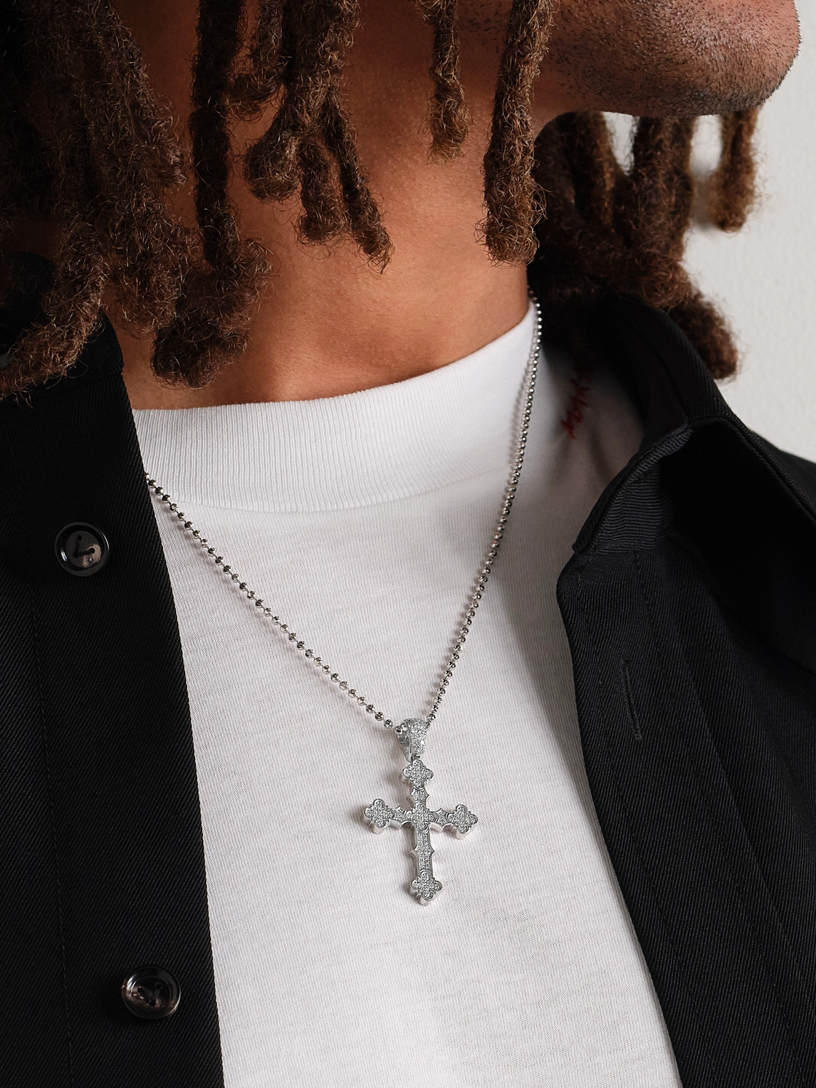 Alex Moss New York Notre Dame 14-karat White Gold Diamond Pendant In Silver