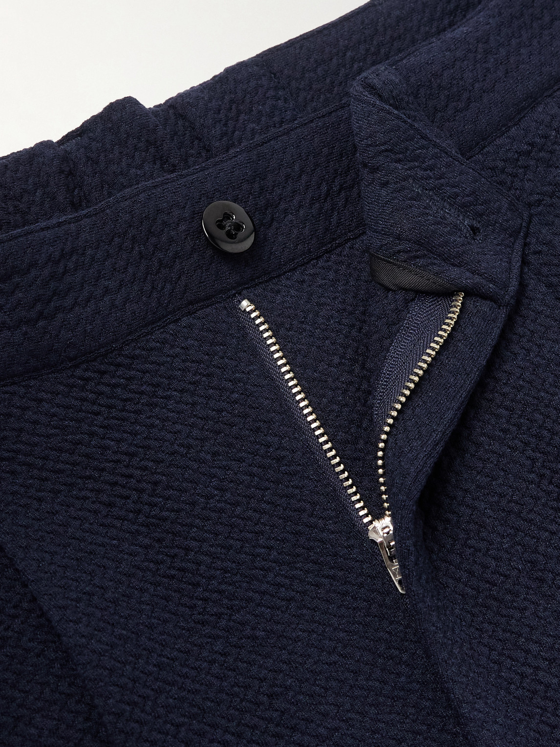 MONITALY EASY TAPERED PLEATED TEXTURED-WOVEN TROUSERS