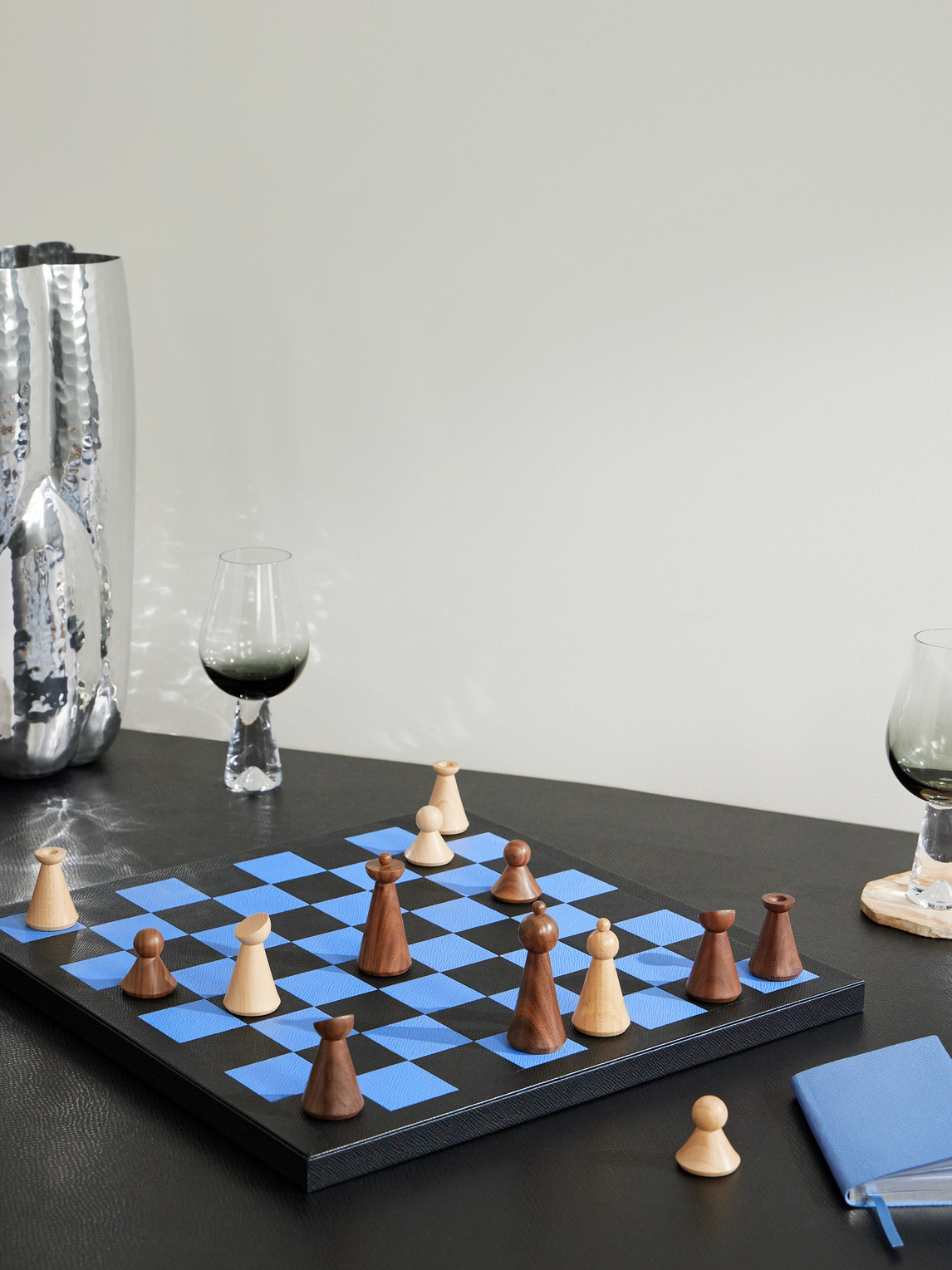 Panama Cross-Grain Leather and Wood Chess Set — 2
