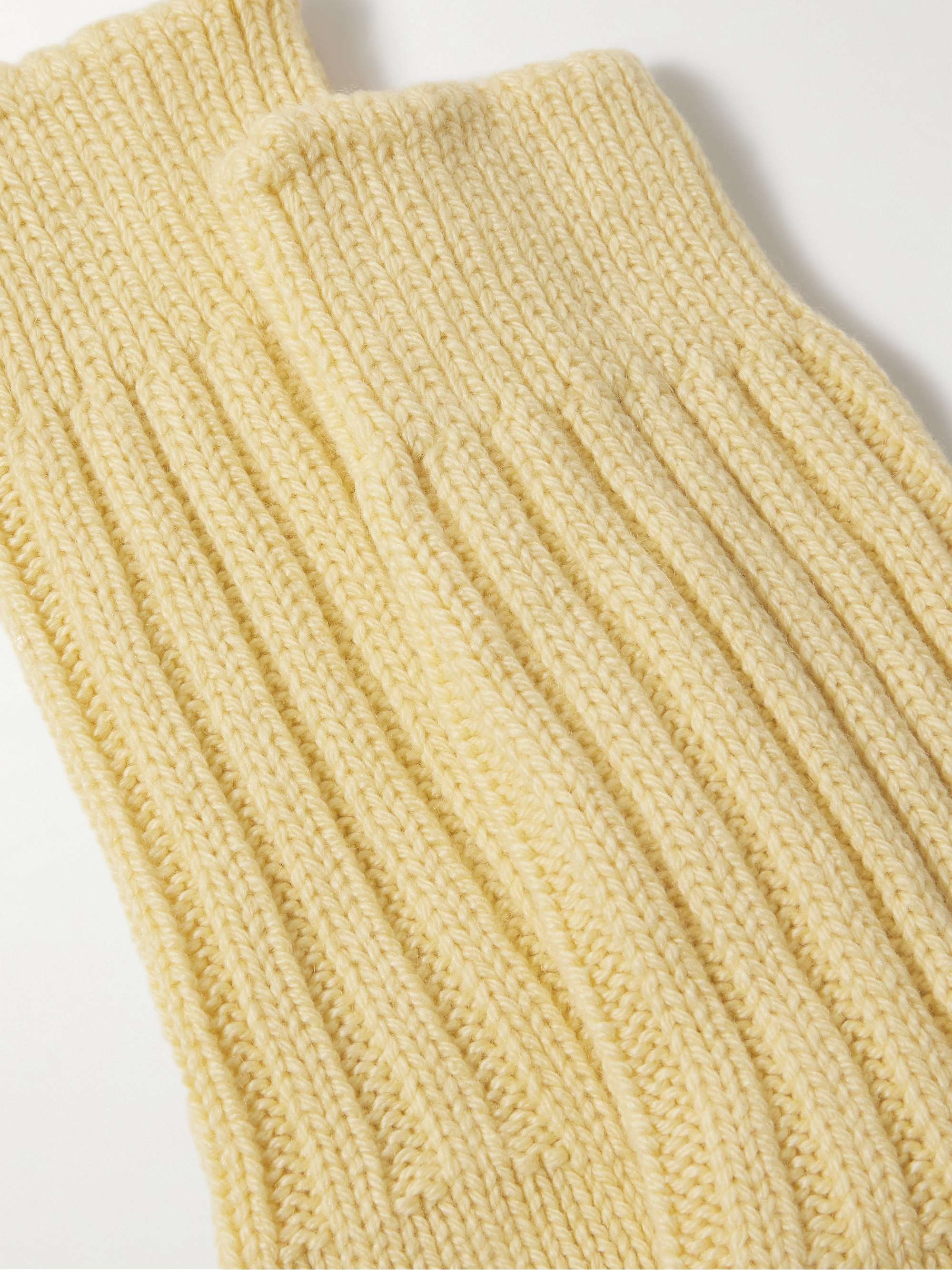 THE ELDER STATESMAN Yosemite Ribbed Cashmere Socks