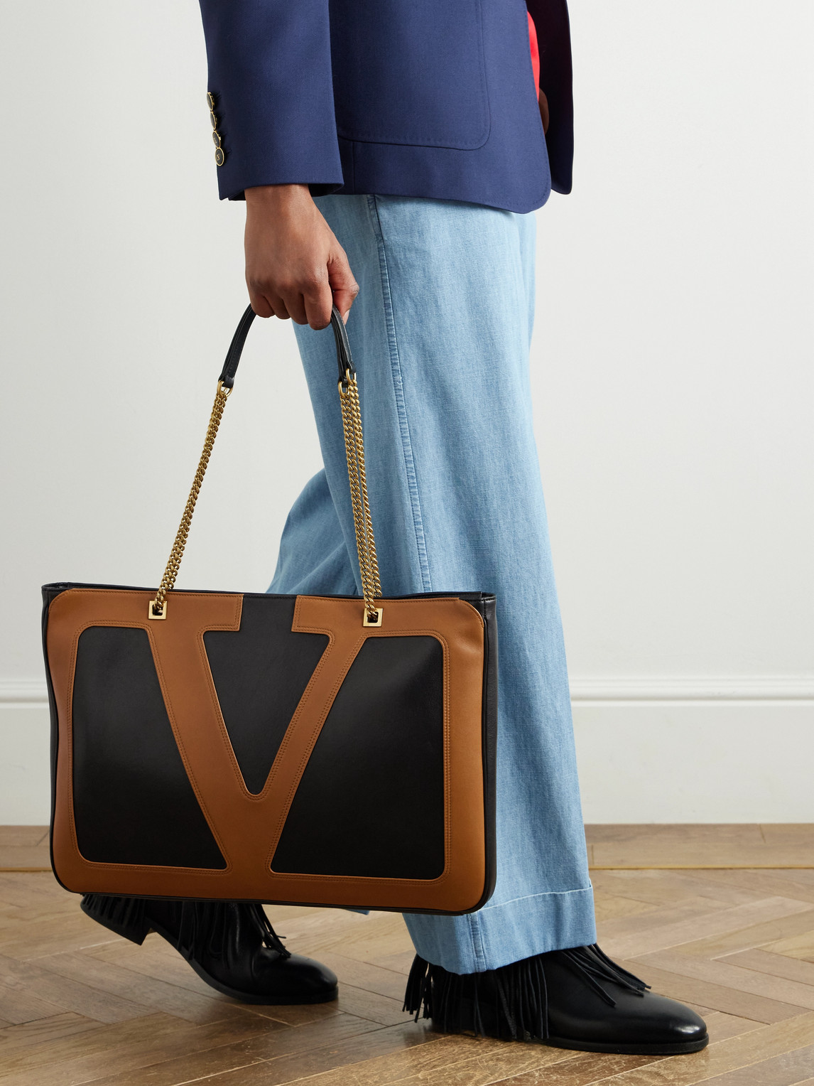 Valentino Viva Superstar Two-tone Leather Tote Bag In Black