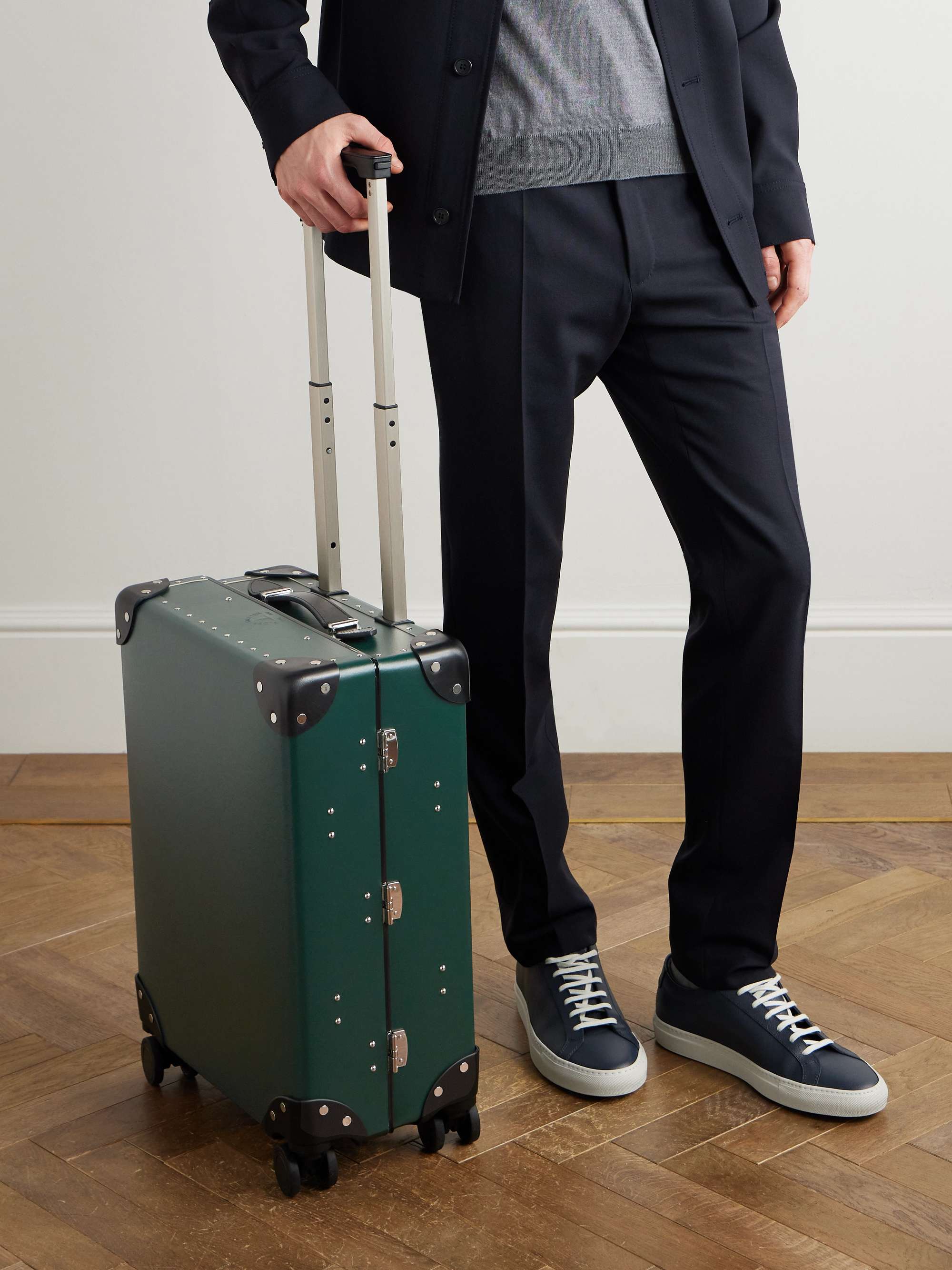 GLOBE-TROTTER 