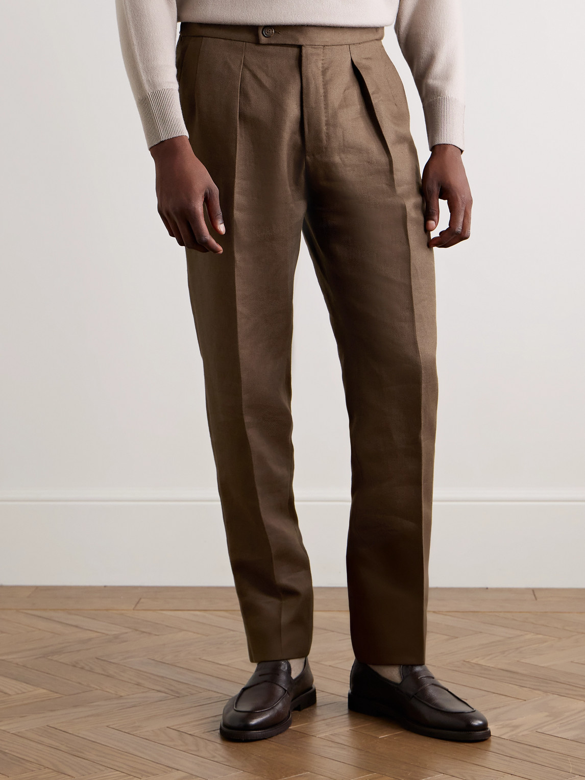 Incotex Venezia 1951 Tapered Pleated Linen-blend Trousers In Brown