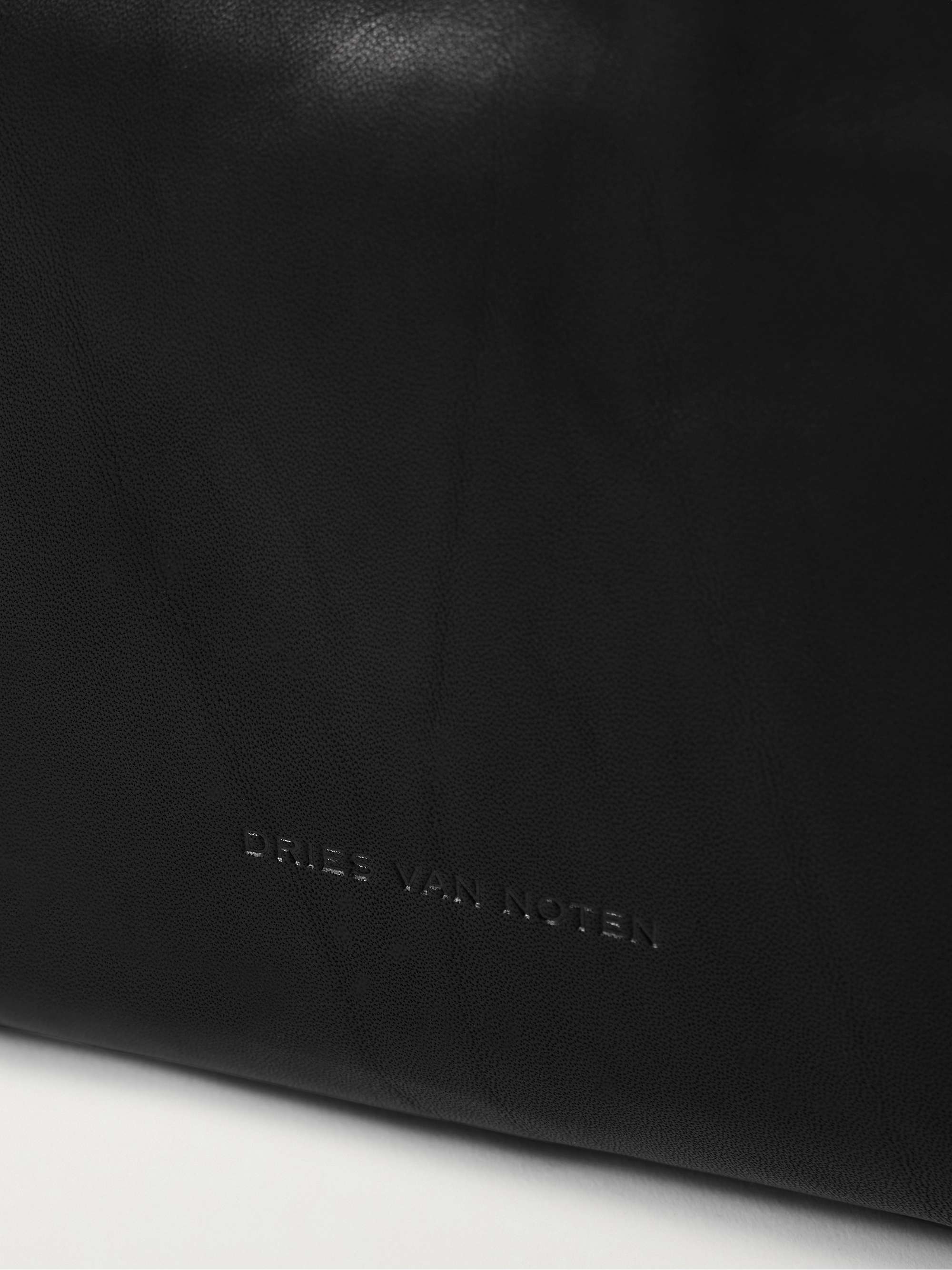 DRIES VAN NOTEN 