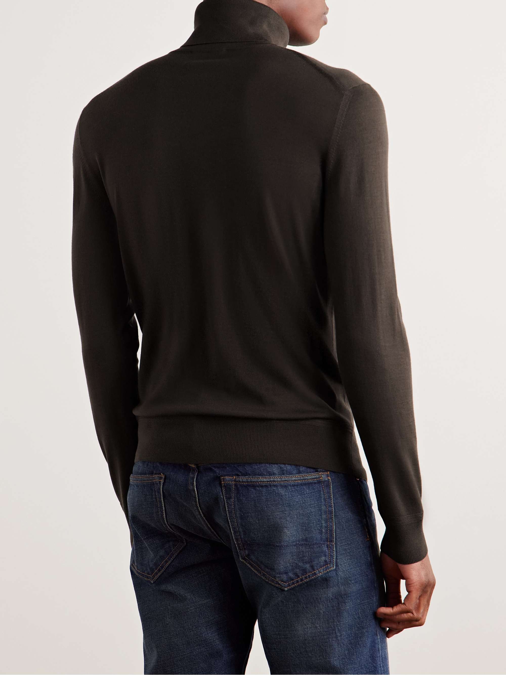 TOM FORD 
